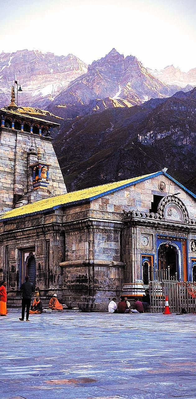 630x1280 Kedarnath temple wallpaper