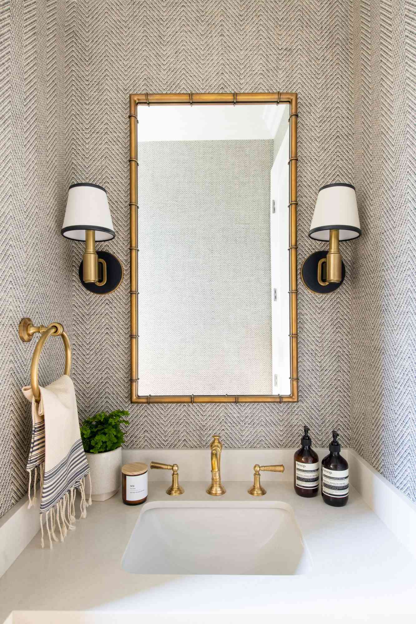 1333x2000 Bathroom Wallpaper Ideas That Will Transform Your Space
