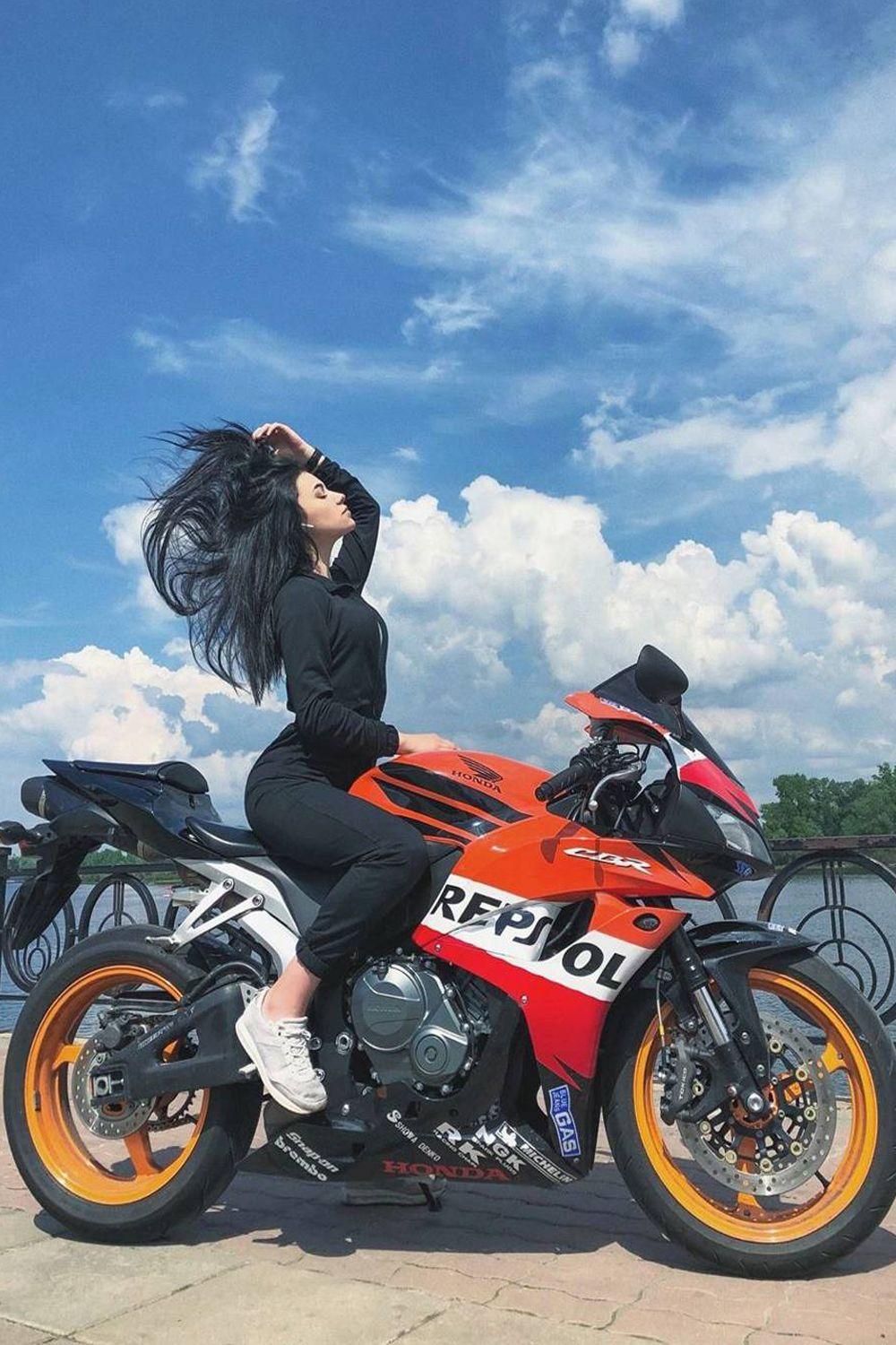 Lady Biker Wallpapers - Top Free Lady Biker Backgrounds - WallpaperAccess
