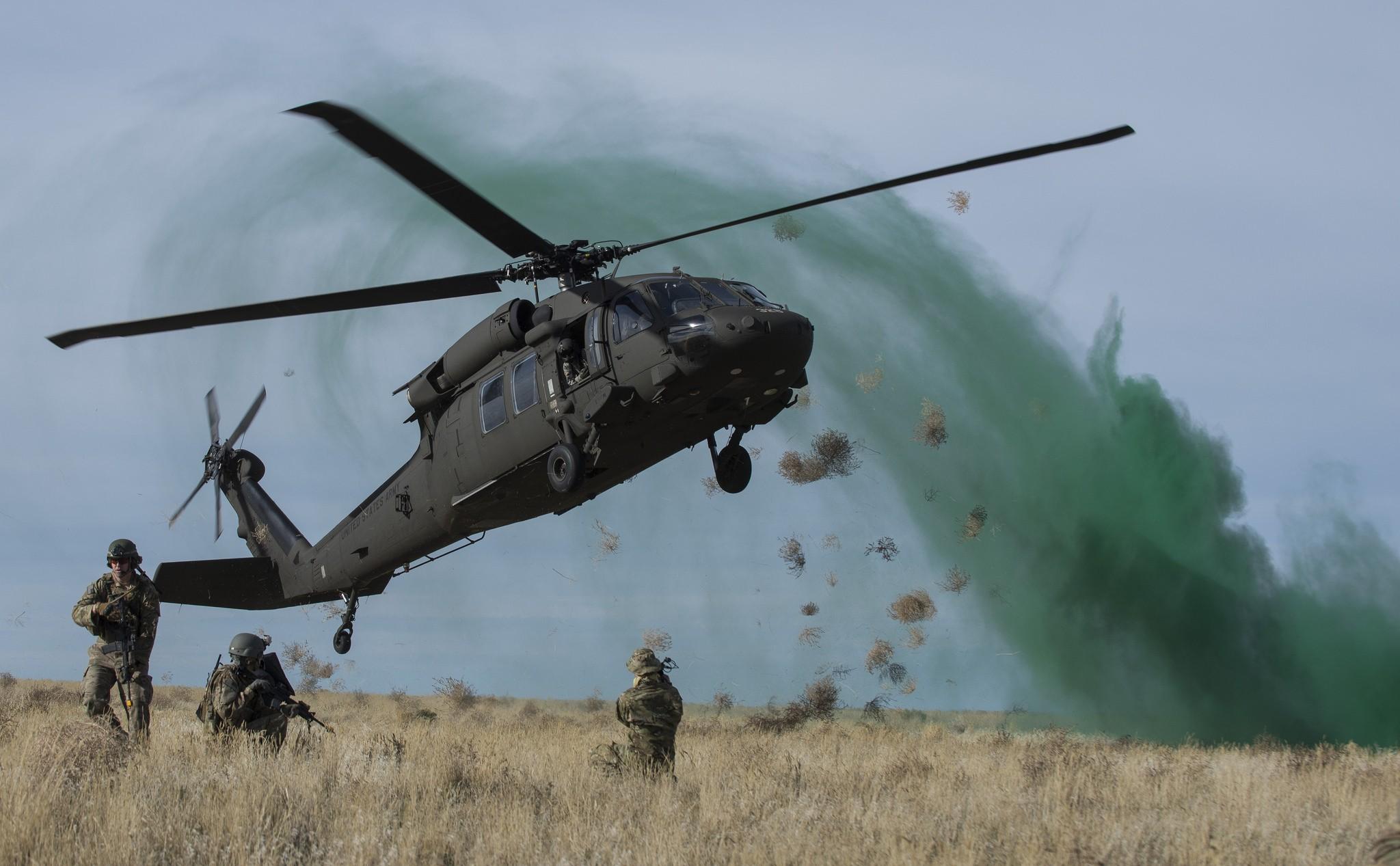 2048x1267 USA, Military, Military Aircraft, Sikorsky UH 60 Black Hawk, United States Army Wallpaper HD / Desktop and Mobile Background