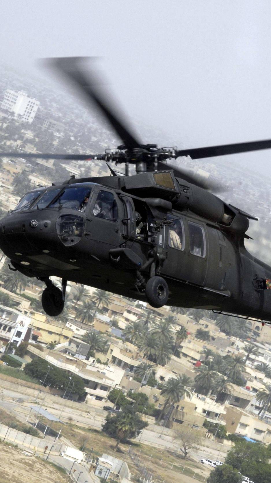 938x1668 Download Black Hawk Helicopter Wallpaper