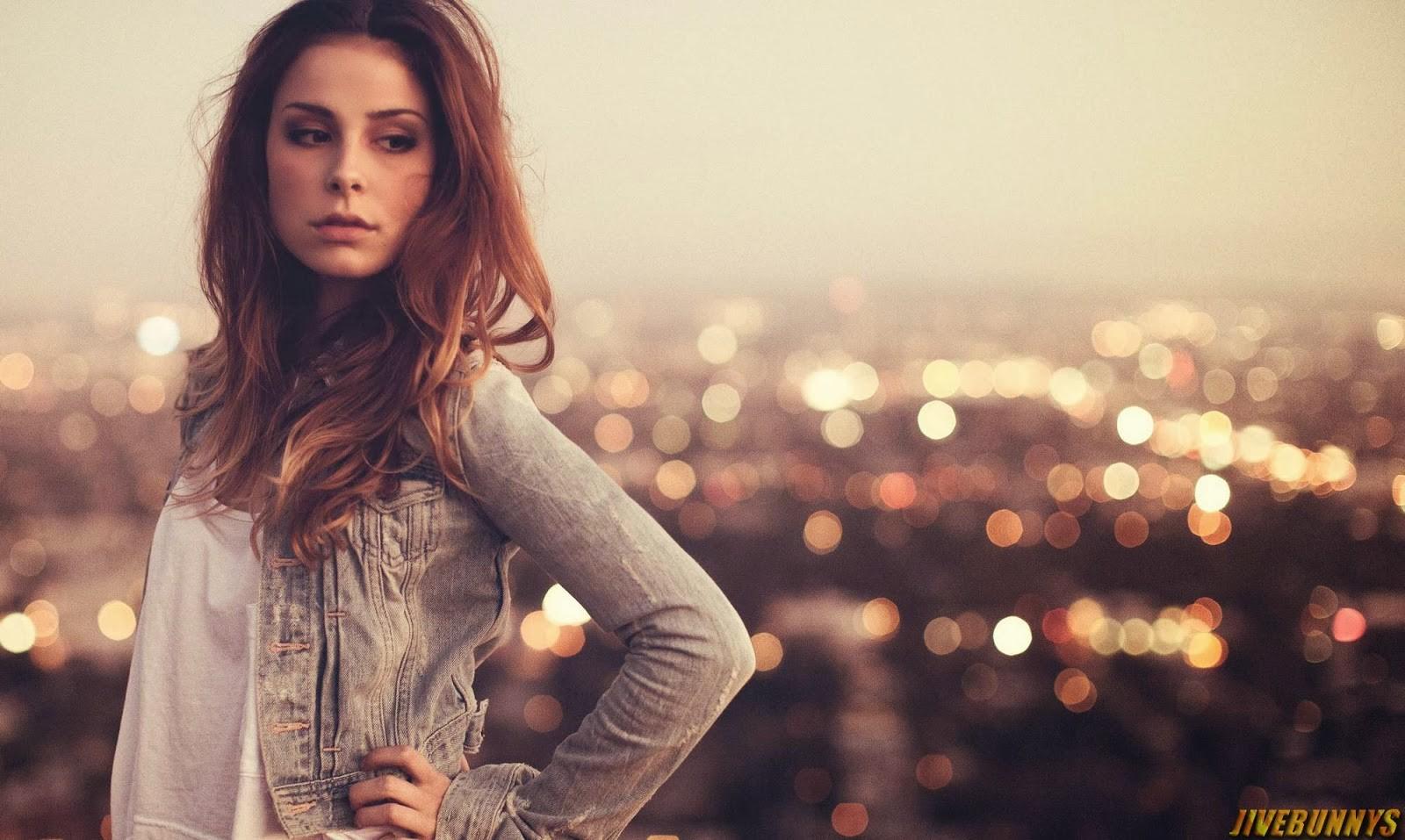 1600x957 Brunette, Singer, Lena Meyer Landrut, Eyes Gallery HD Wallpaper