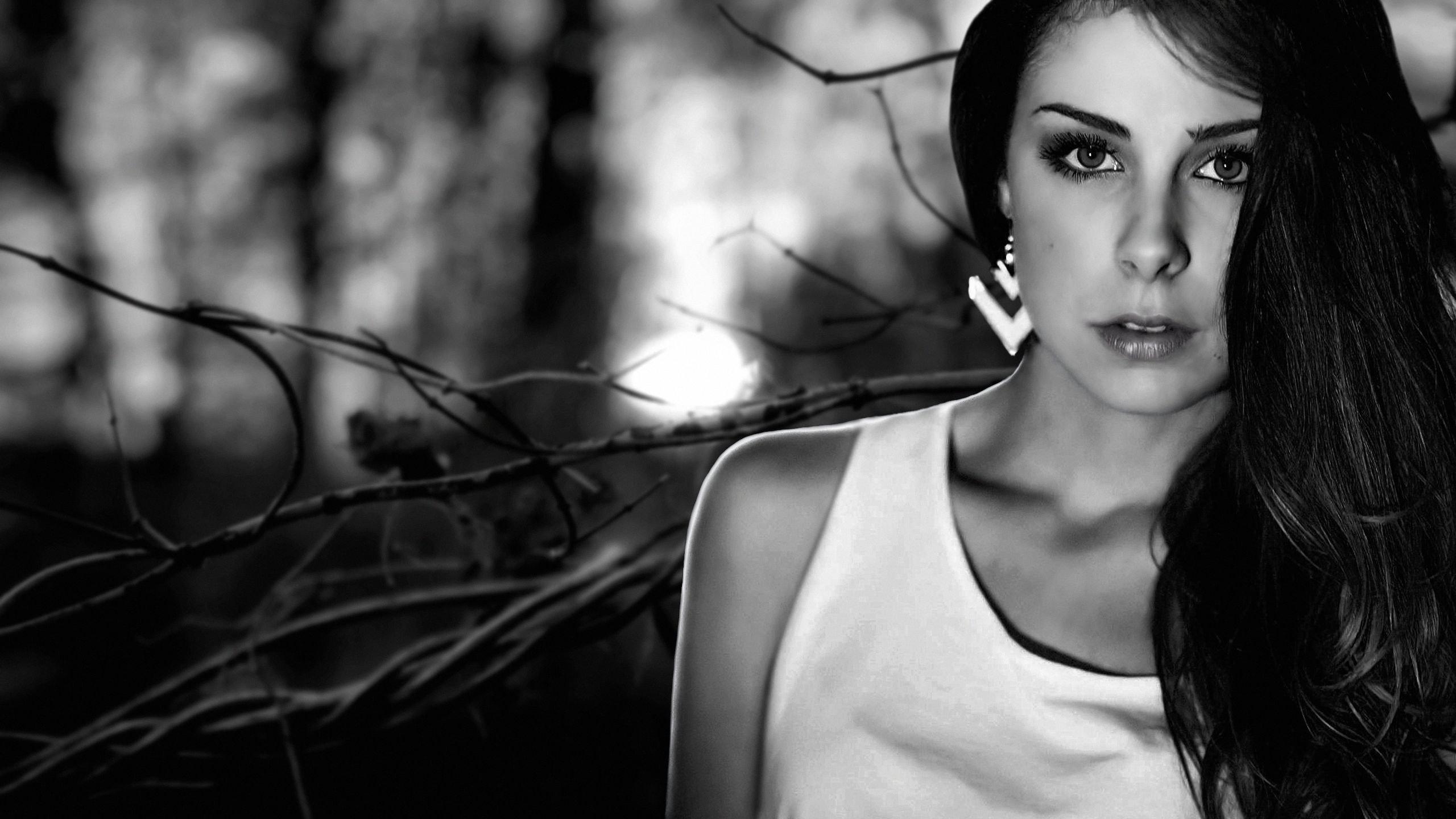 2560x1440 celebrity, Music, Women, Lena Meyer Landrut, Women outdoors, Branch, Earrings, Brunette, Looking at viewer HD Wallpaper / Desktop and Mobile Image & Photo