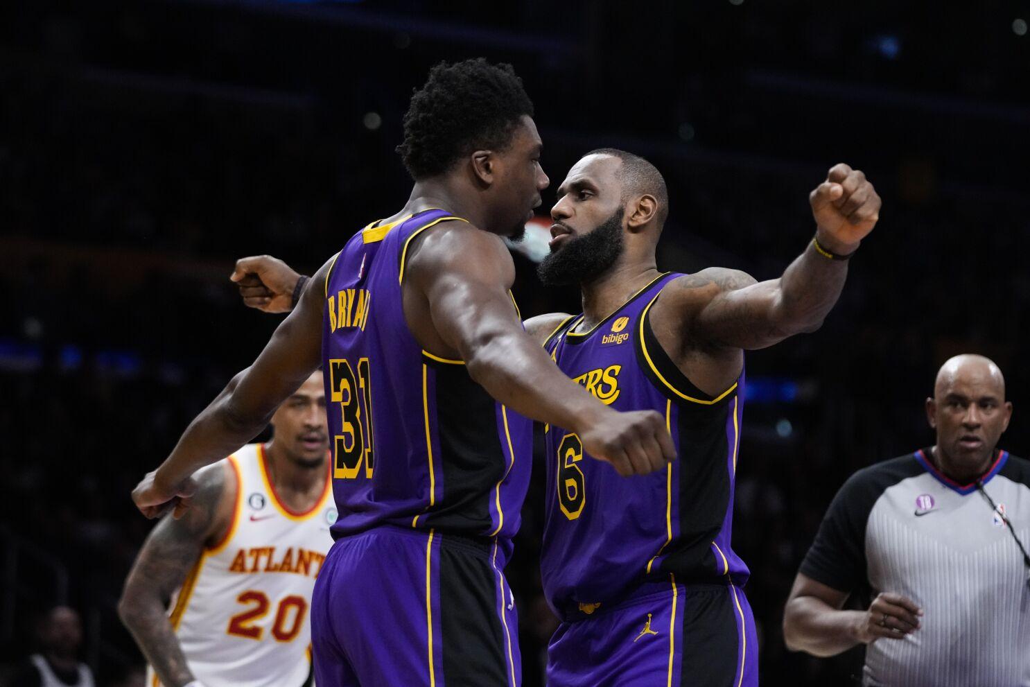 1486x991 LeBron James shines in his return as Lakers defeat Hawks Angeles Times