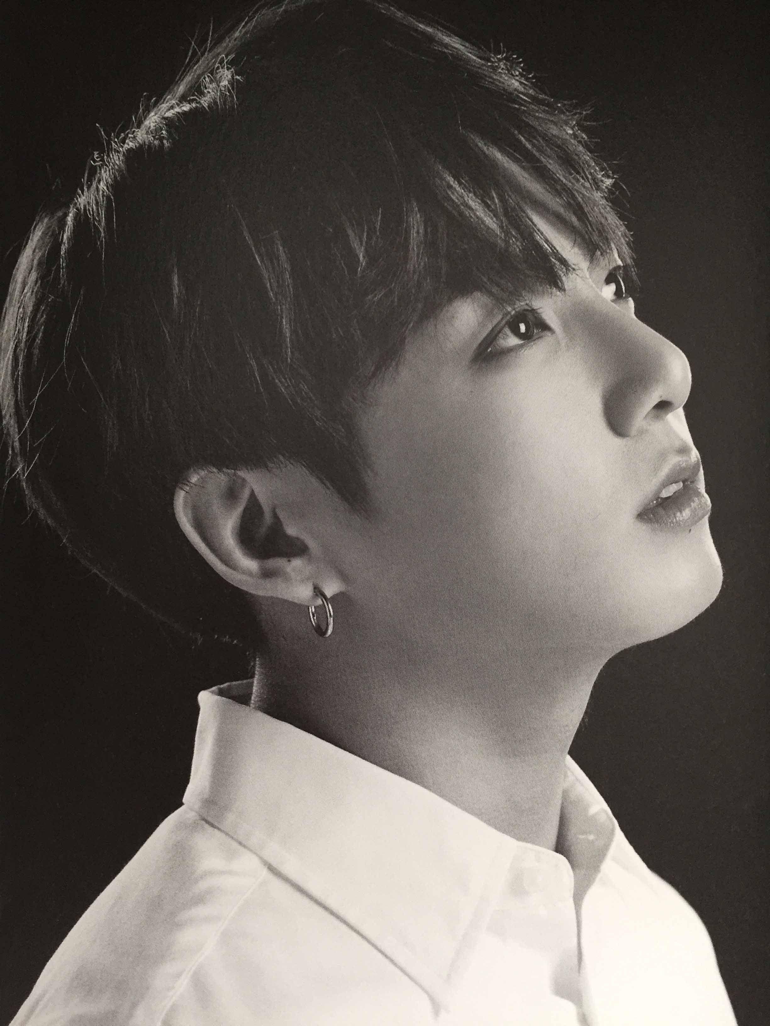 2448x3264 Jung kook Wings Tour '17 BTS Live Trilogy Episode III Photo