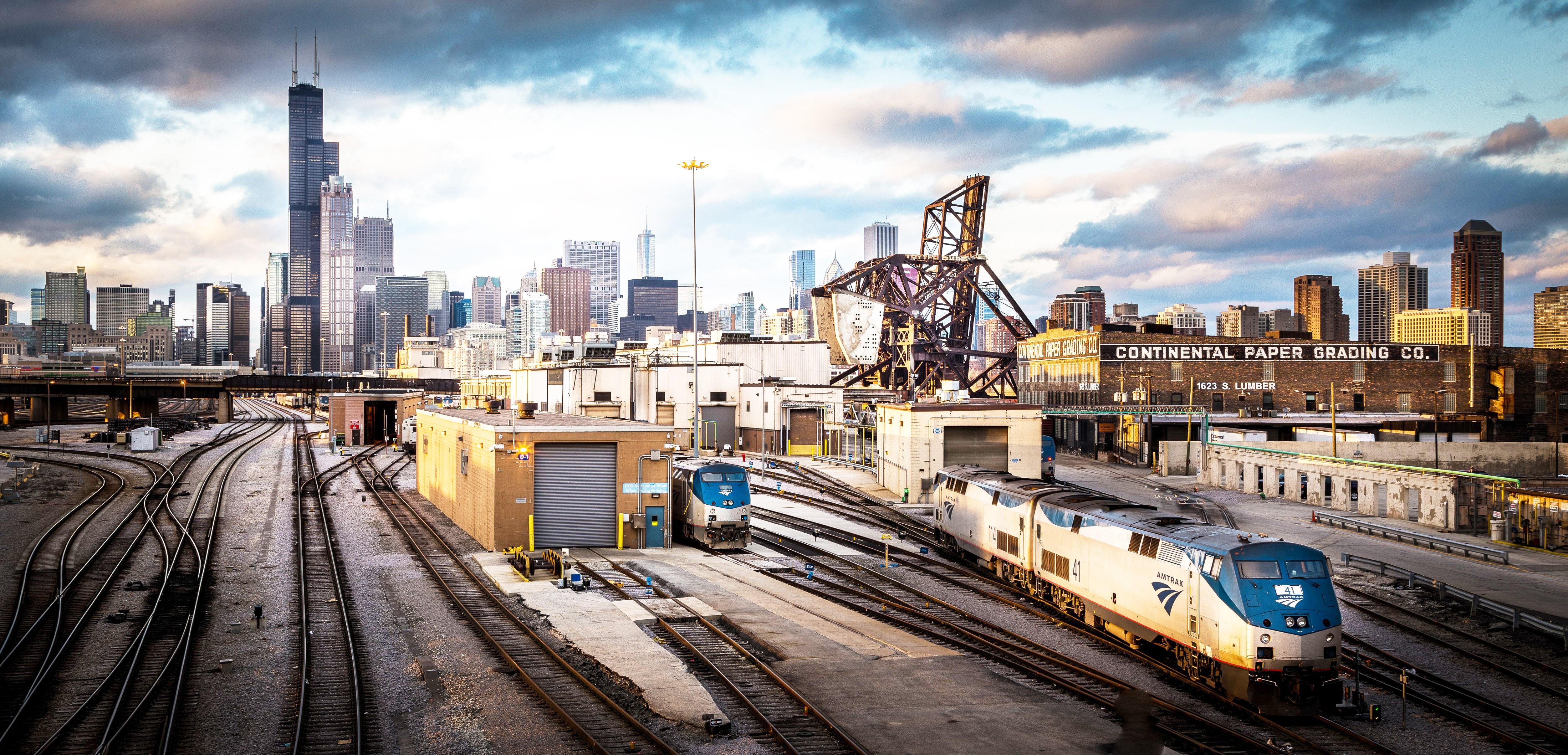 5011x2412 4K, USA, vehicle, railroad track, city, railway, train, cityscape, Chicago Gallery HD Wallpaper