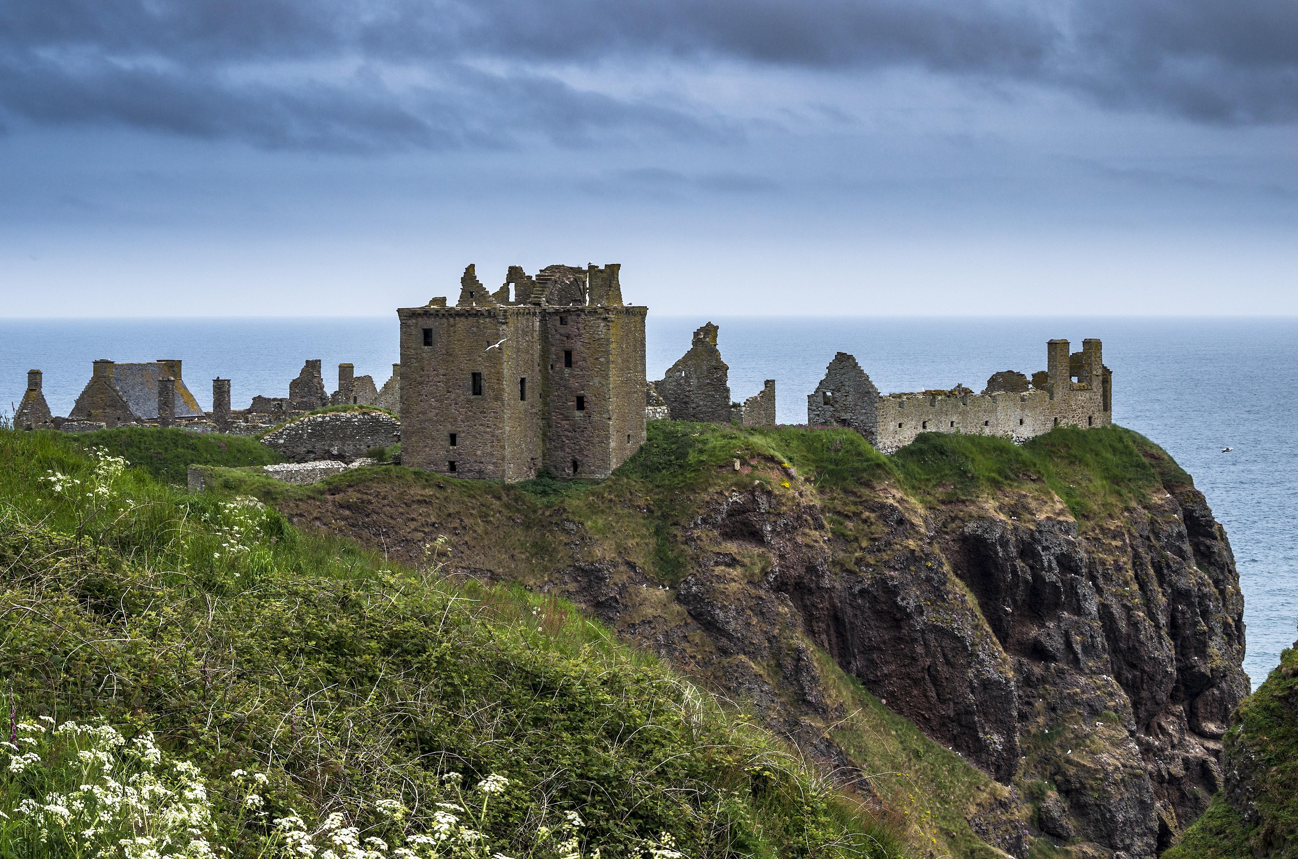 4552x3015 4K, Dunnottar Castle, Coast, Scotland, Castles, Ruins, Crag, Grass Gallery HD Wallpaper