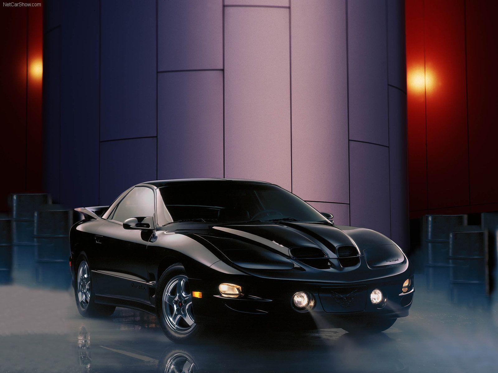 1600x1200 Pontiac Firebird Wallpaper