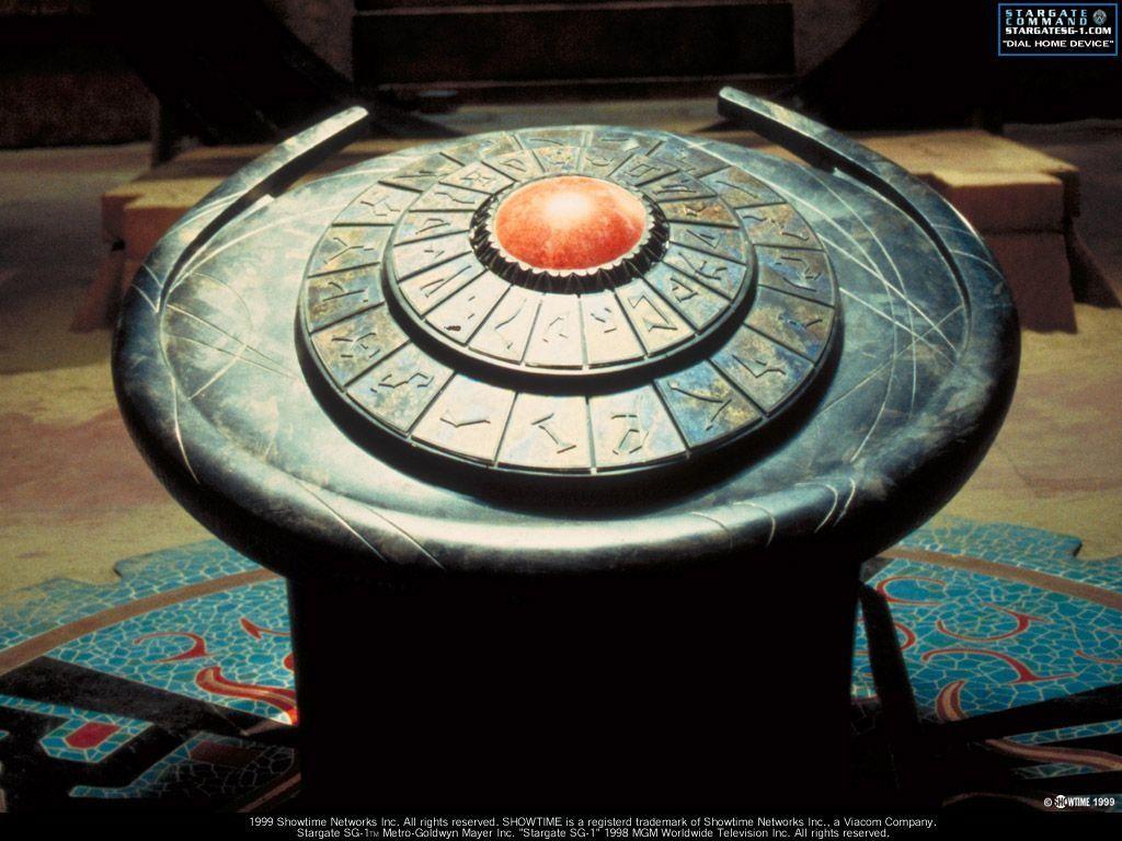 1024x768 Stargate SG 1&Atlantis Wallpaper 2