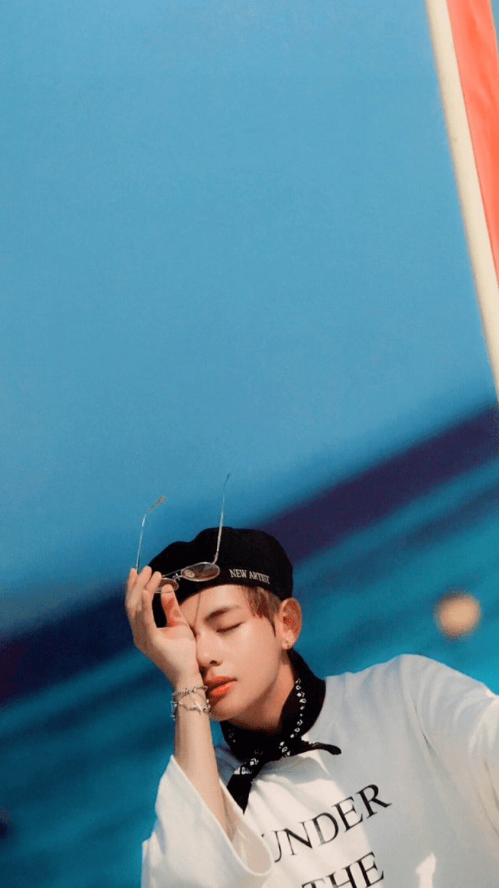719x1280 Taehyung Wallpaper