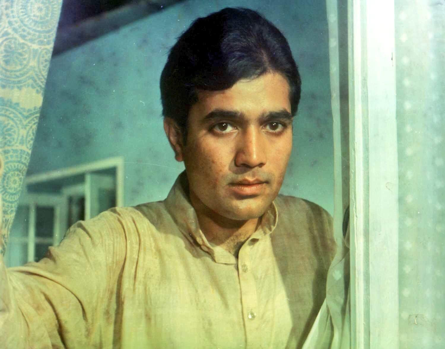 1500x1177 Film History Pics RAJESH KHANNA on death anniversary. .आनंद मरा नहीं. आनंद मरते नहीं.”