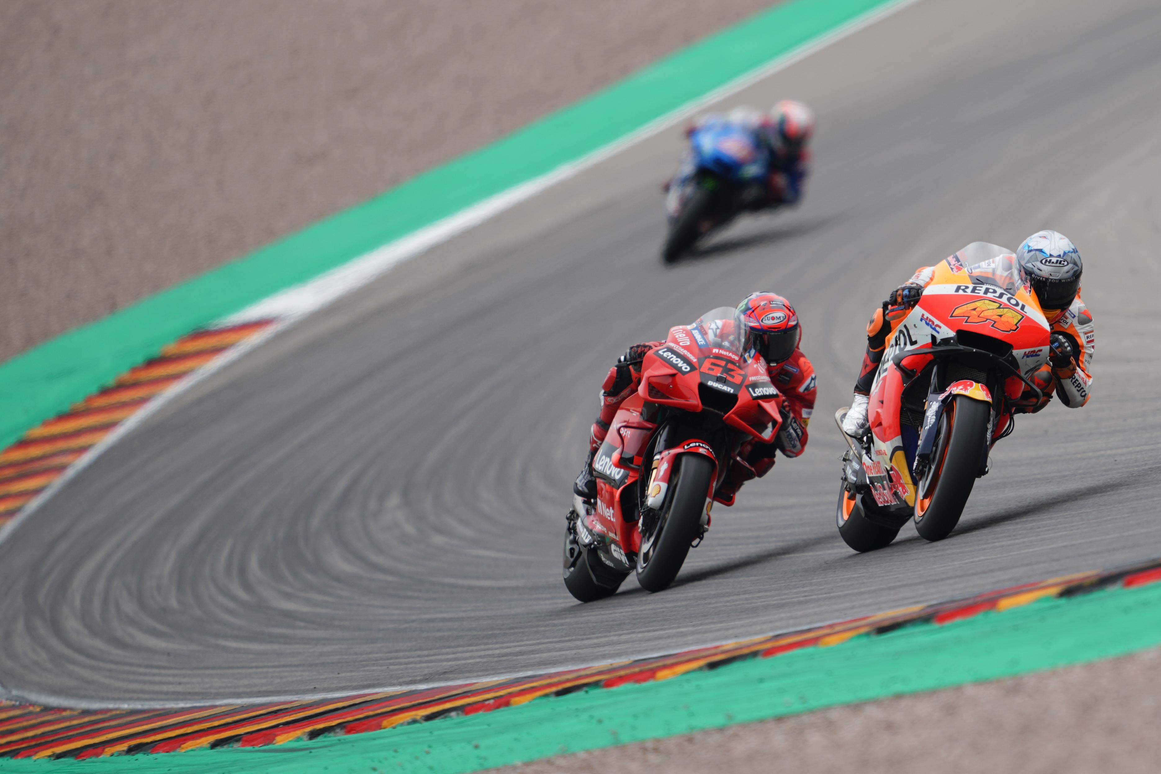 3741x2494 Pol Espargaró, Francesco Bagnaia and Álex Rins 2021