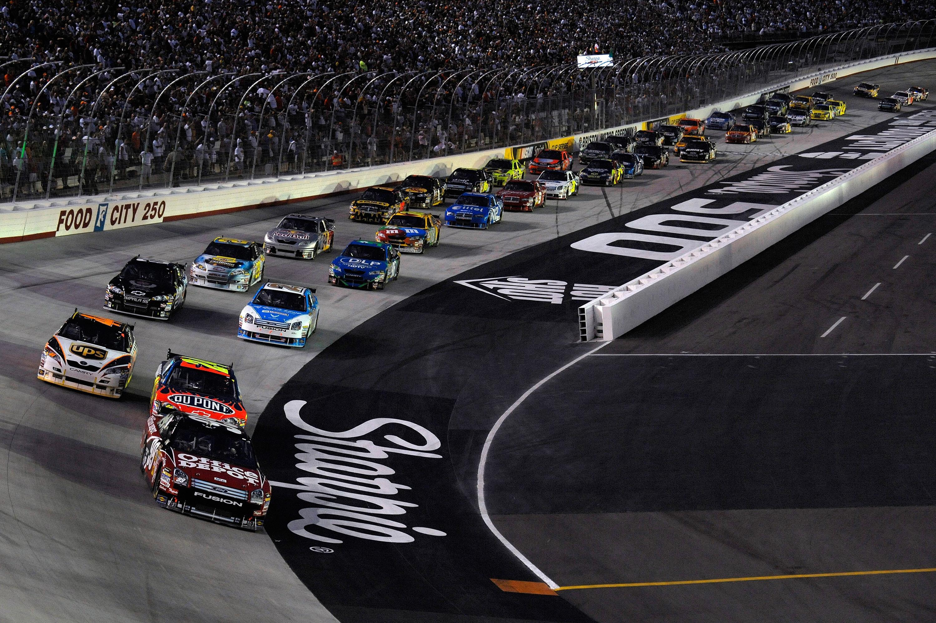 3000x1997 HD desktop wallpaper: Race, Race Car, Race Track, Nascar, Vehicles download free picture
