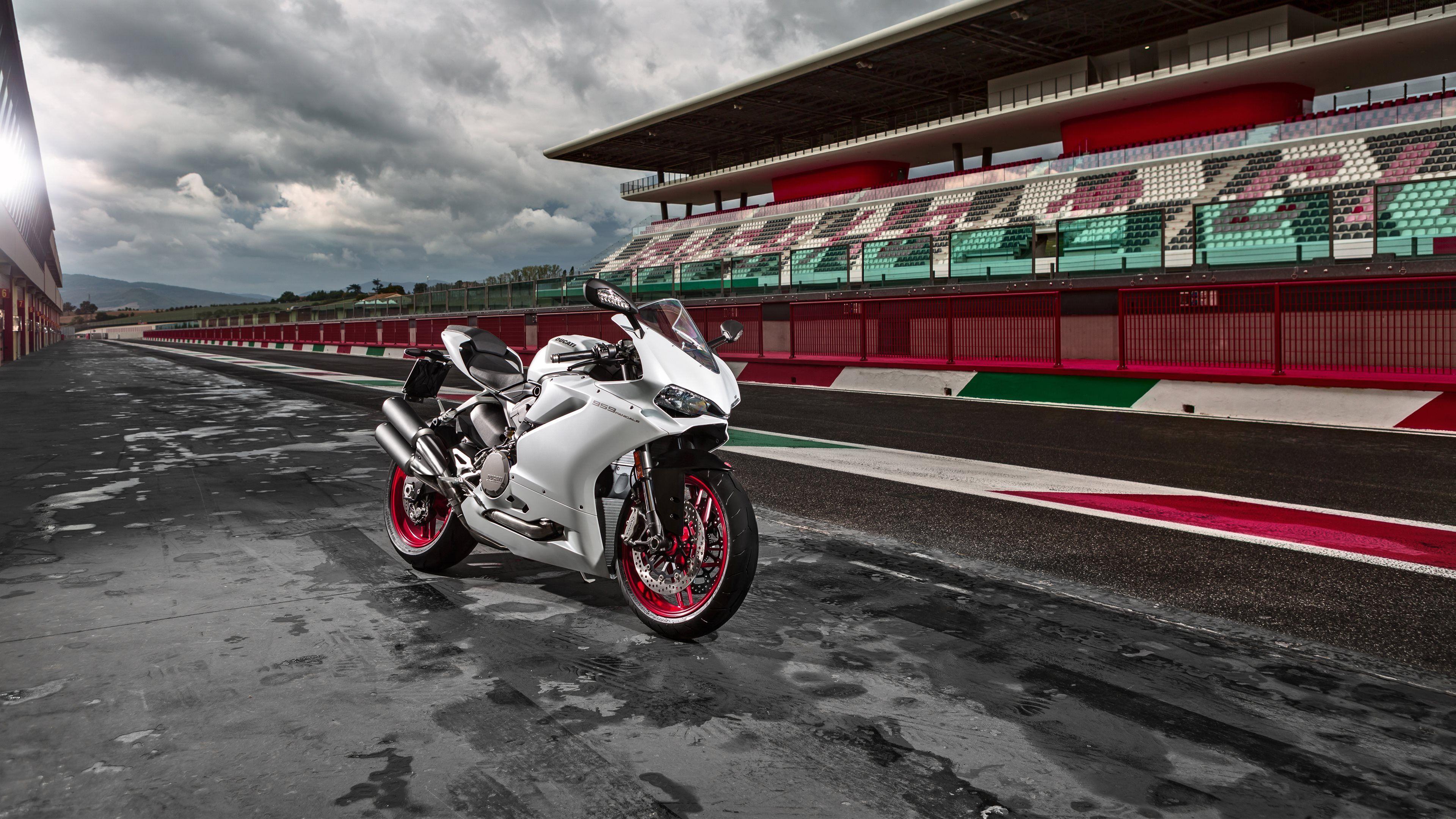 3840x2160 Download wallpaper Ducati 959 Panigale, racing track, white Ducati, sport bikes, rain for desktop free. Picture for desktop free. Ducati, Ducati panigale, Panigale