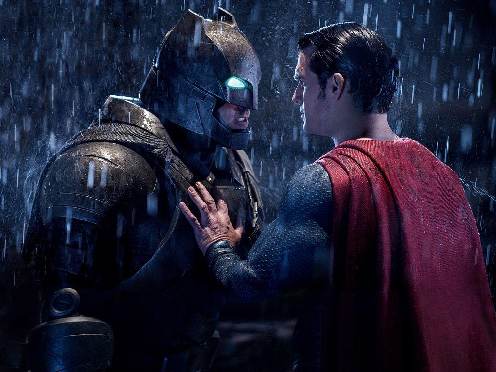 1024x768 Batman v Superman: Dawn of Justice Review