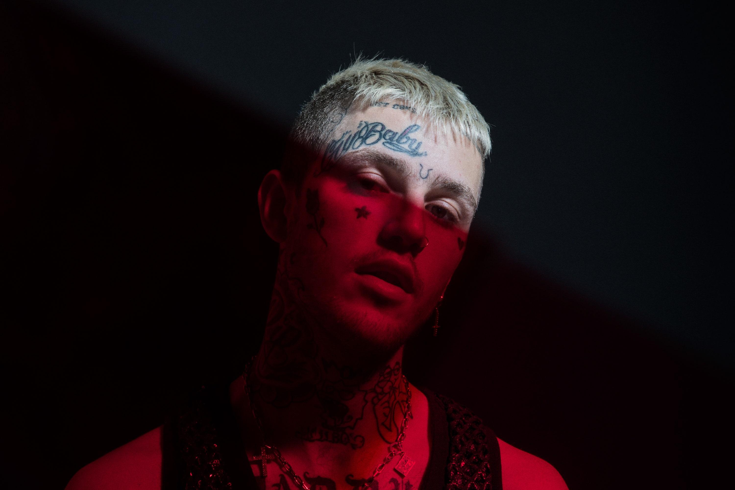 3000x2000 Emo Rapper Lil Peep Says His Fearless Style Is What Fashion Needs Right Now