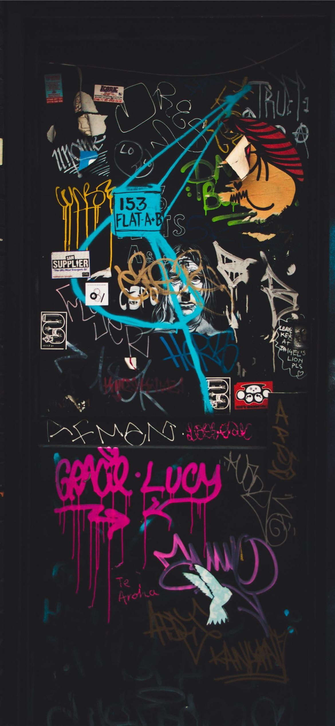1170x2532 Graffiti in Shoreditch iPhone 12 Wallpaper Free Download