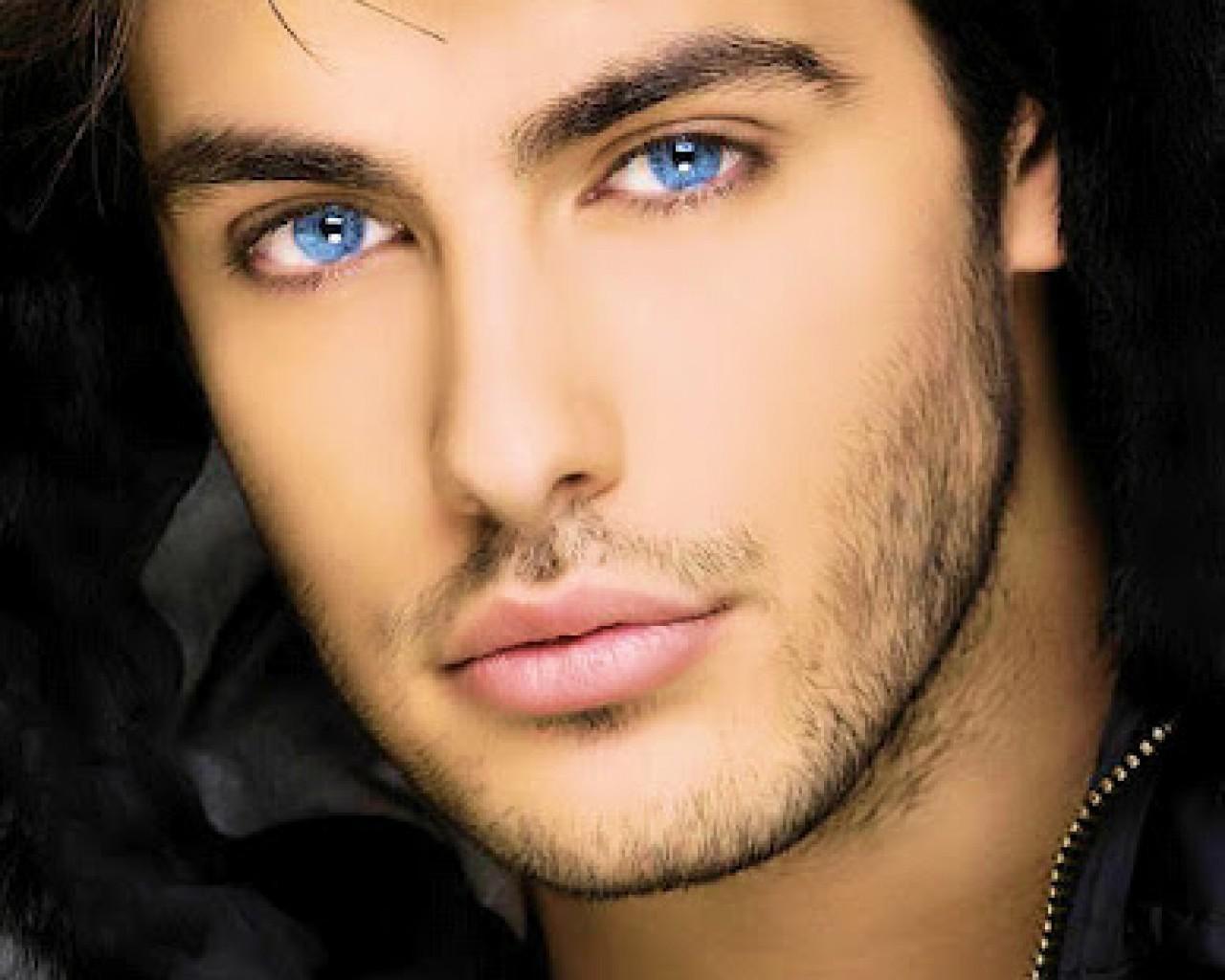 1280x1024 Beautiful Men Wallpaper