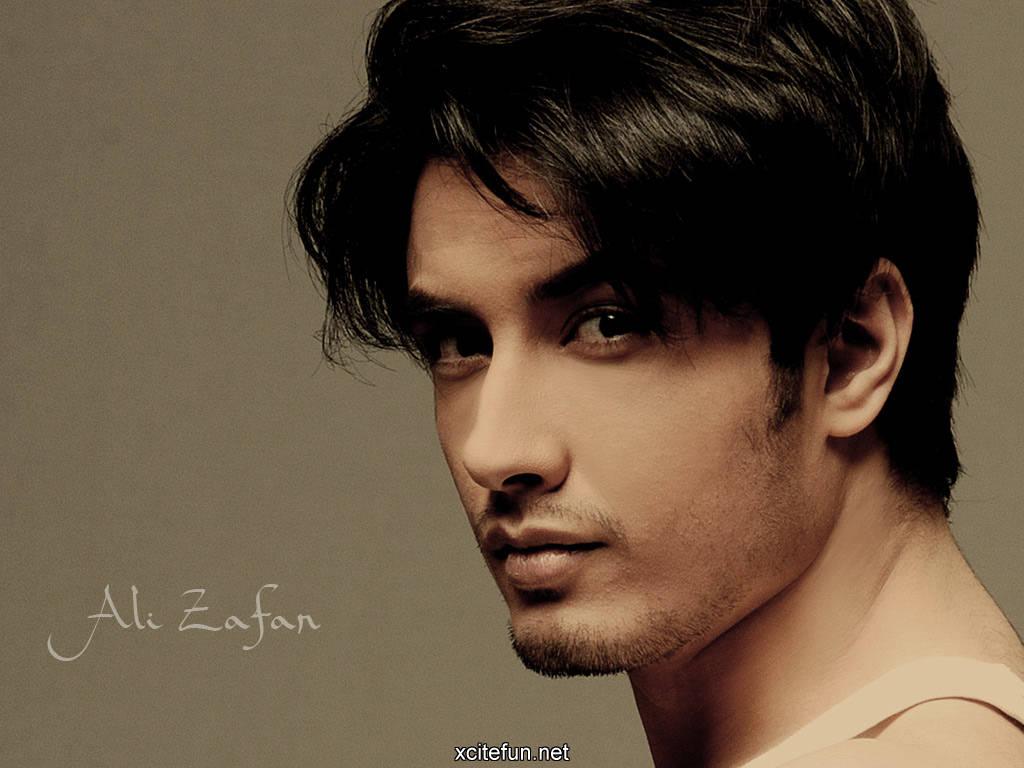 1024x768 Handsome Wallpaper