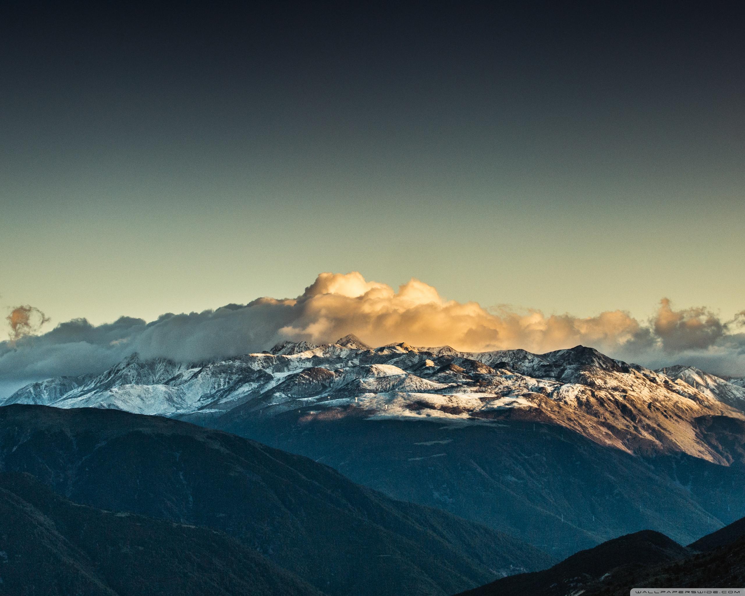 2560x2048 Mountain Range Panoramic View Ultra HD Desktop Background Wallpaper for 4K UHD TV : Widescreen & UltraWide Desktop & Laptop : Multi Display, Dual Monitor : Tablet