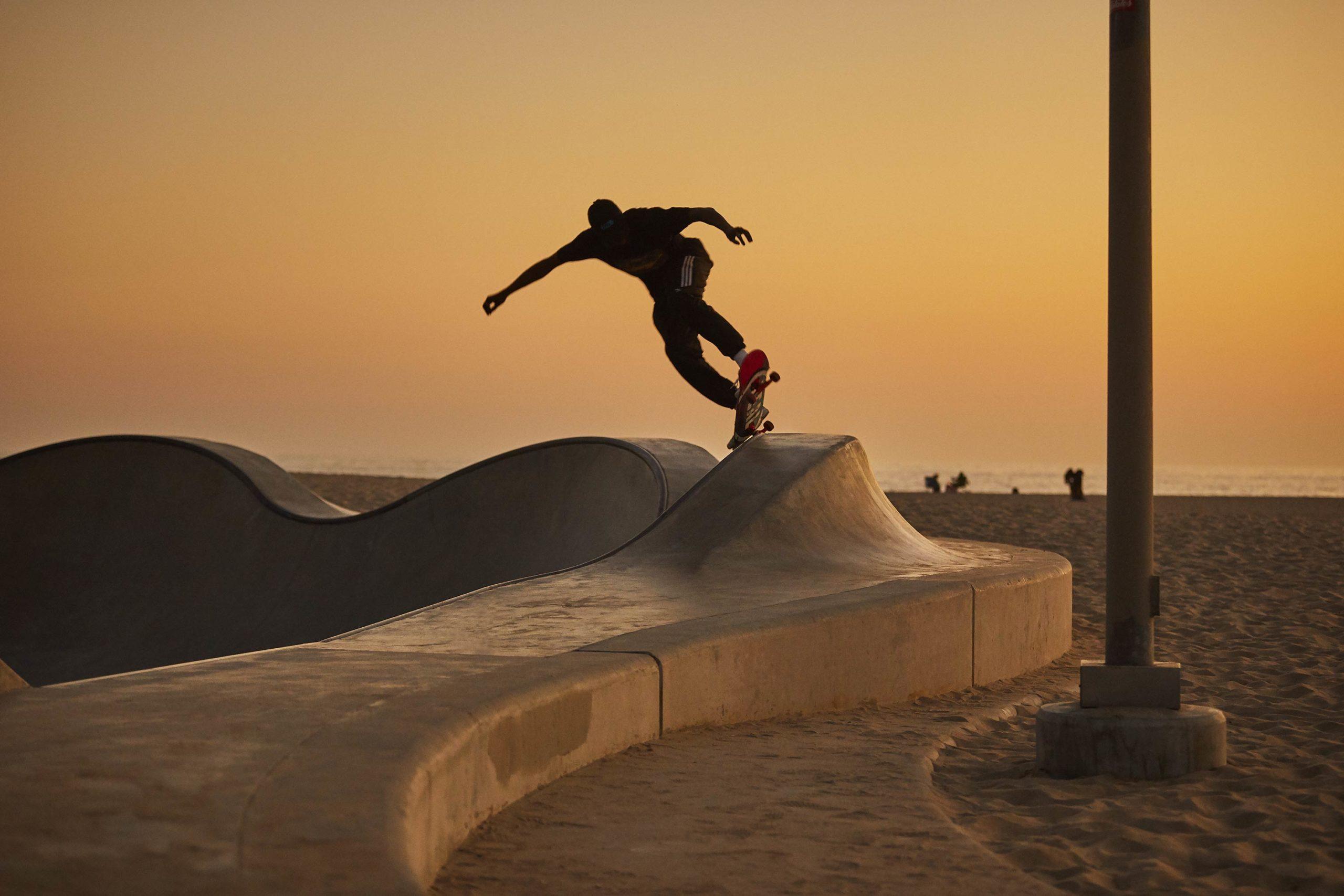 2560x1707 Under Last Light Park, Venice Beach Dixon Art Photography