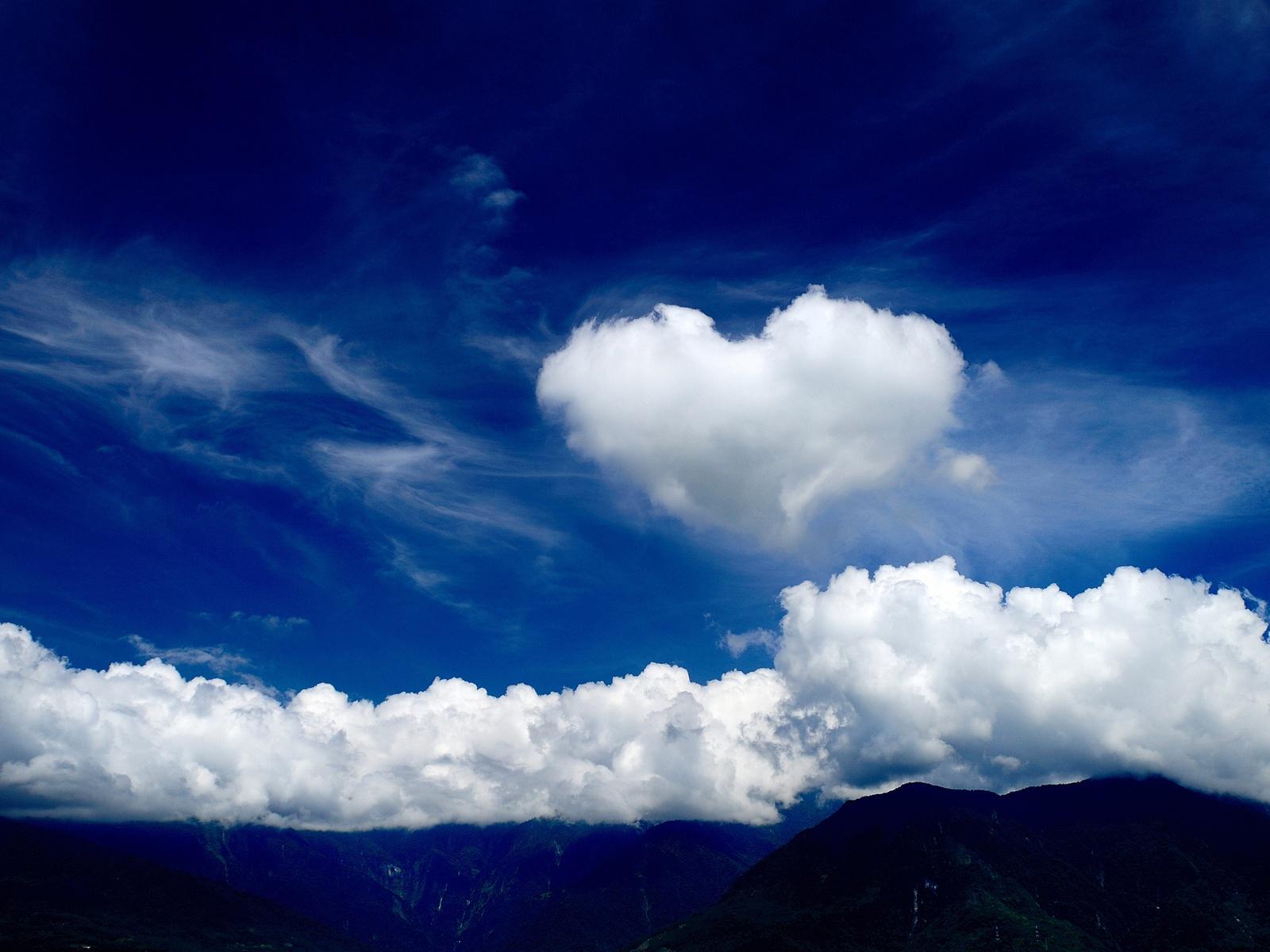 1600x1200 Free download 3D love with clouds wallpaper wallpaper for desktop free wallpaper [1600x1200] for your Desktop, Mobile & Tablet. Explore 3D Cloud Wallpaper. Cloud Desktop Background, Mushroom Cloud Wallpaper
