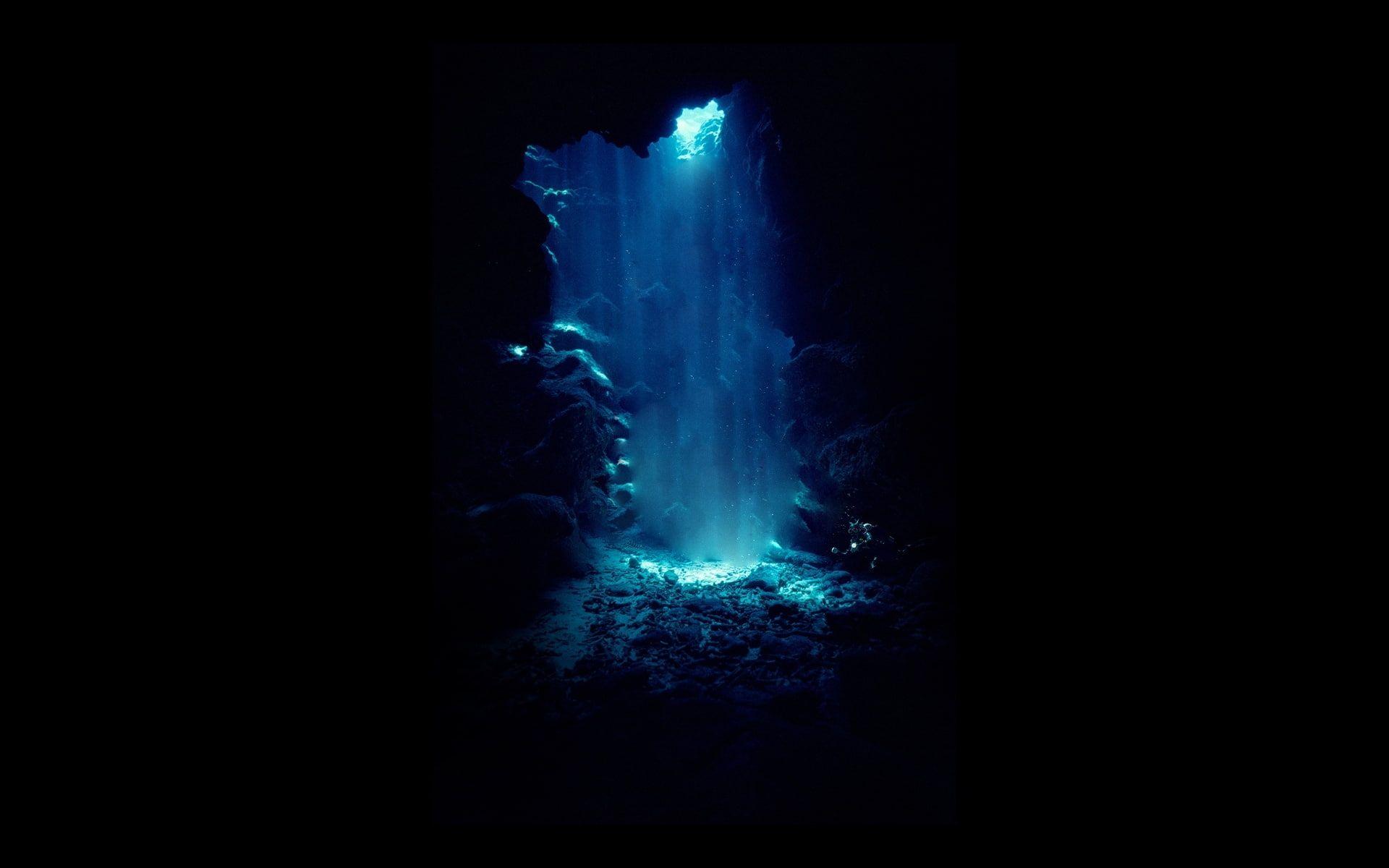 1920x1200 Underwater Cave Diver Blue Black Sunlight HD #nature #black #blue #sunlight #underwater #cave #div. Underwater wallpaper, HD nature wallpaper, Black HD wallpaper
