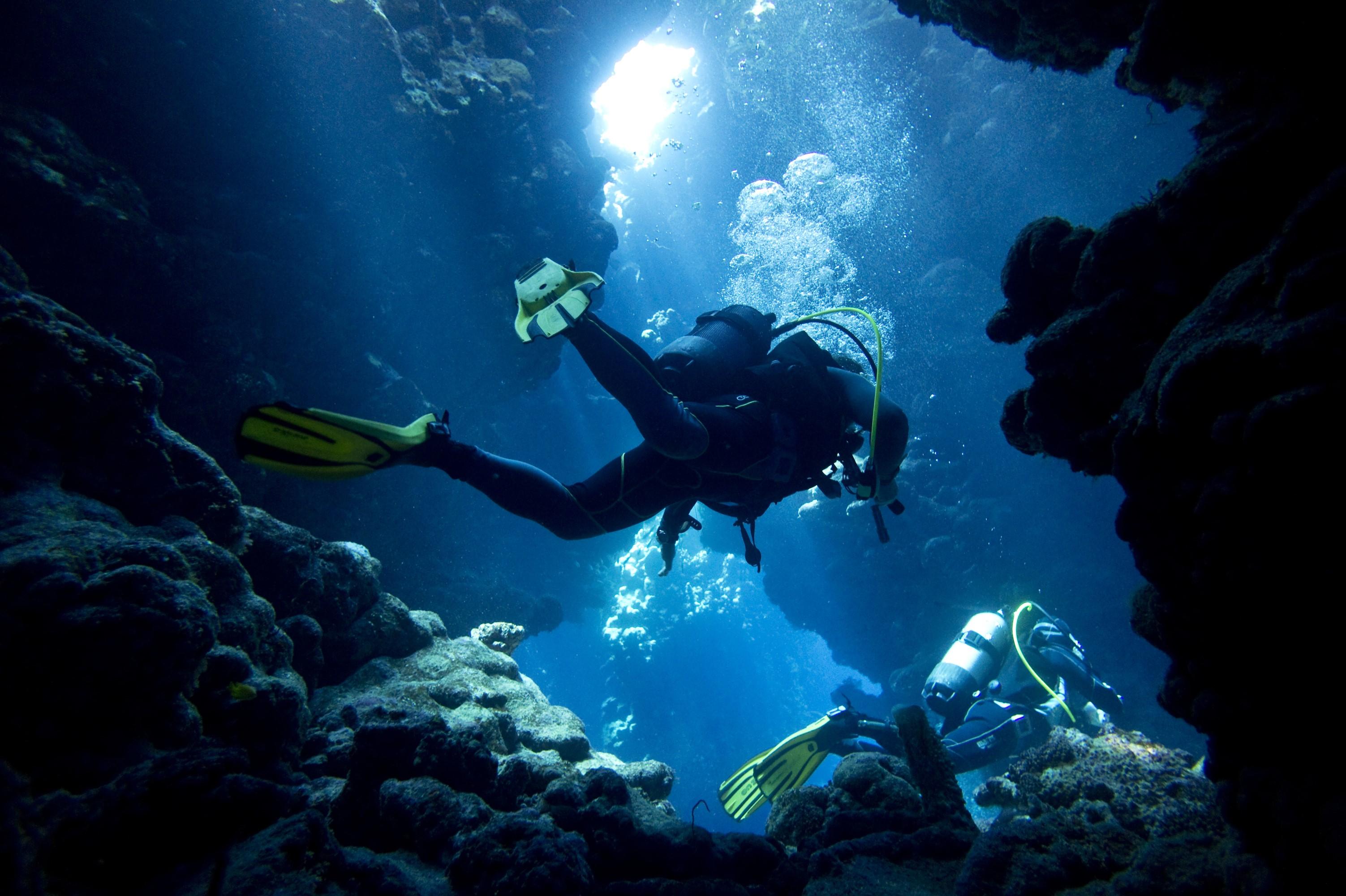 3005x2000 Underwater diving, Water, Cave, Uniform Gallery HD Wallpaper