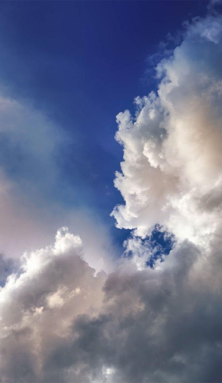757x1305 Blue sky with cloudy Wallpaper