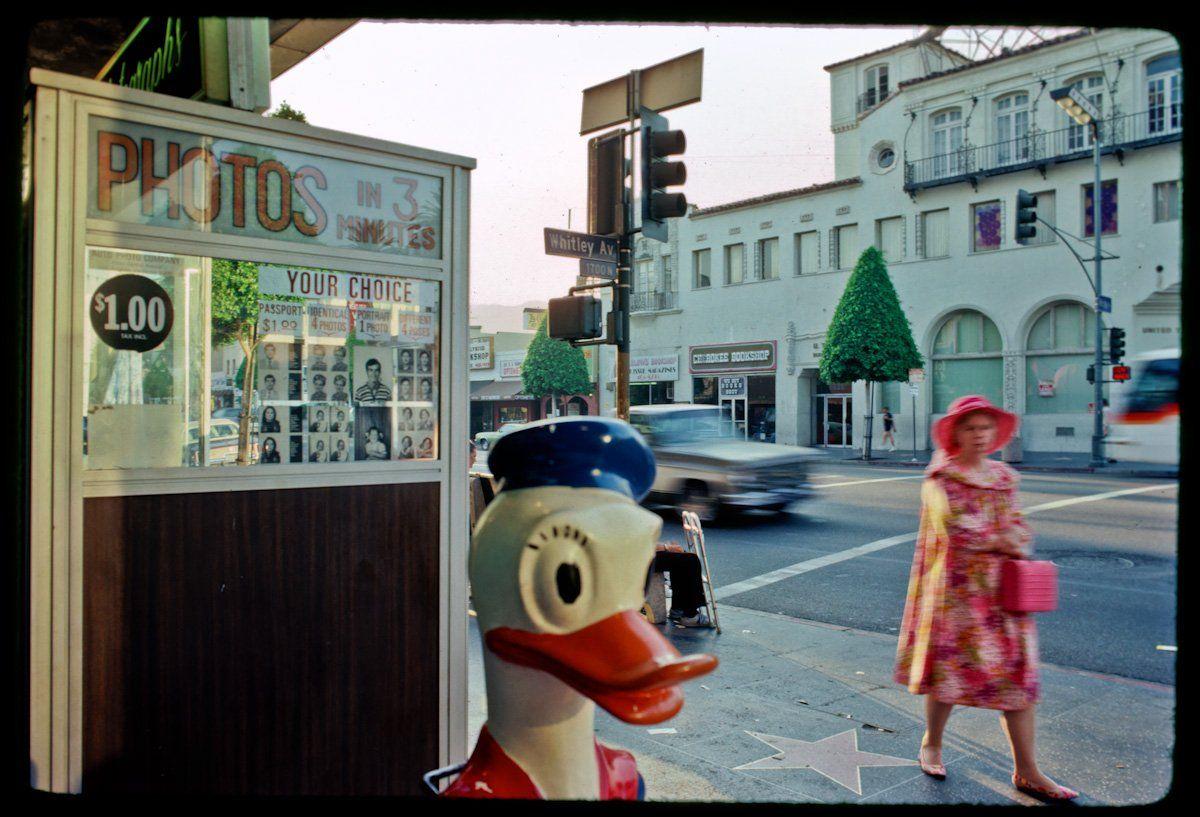 1200x817 Vintage Photo Show The Odd World Of LA's Hollywood Boulevard In The '70s And '80s. Hollywood street, Hollywood boulevard, Weird world