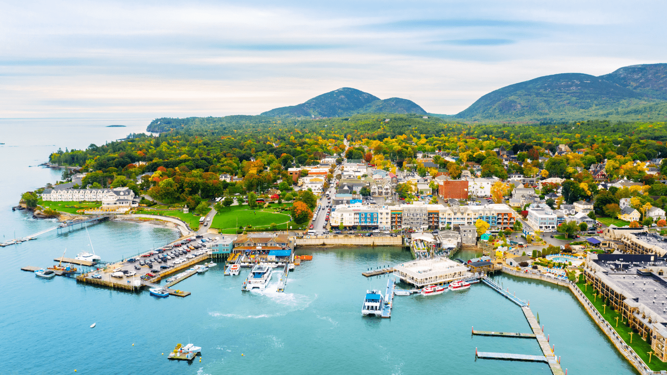 1366x768 Bar Harbor Island Air