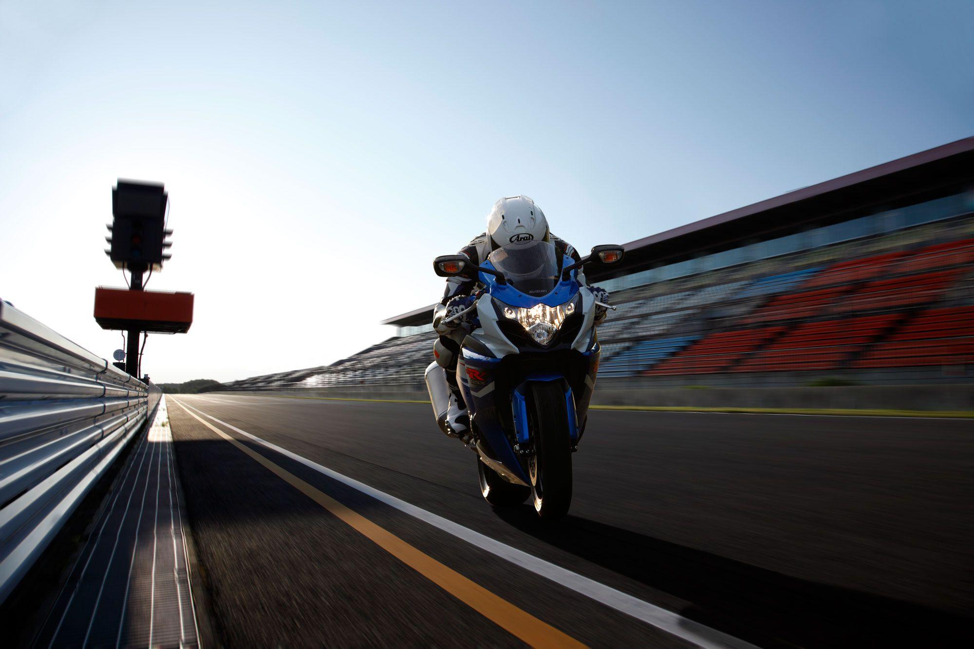 2000x1333 Great Suzuki Gsxr 1000 Wallpaper. Full HD Picture