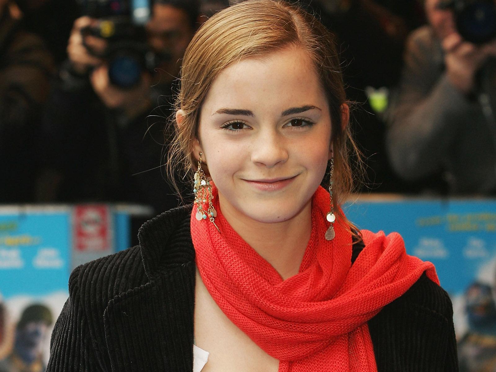 1600x1200 Emma Watson HD Hi Resolution Desktop Wallpaper