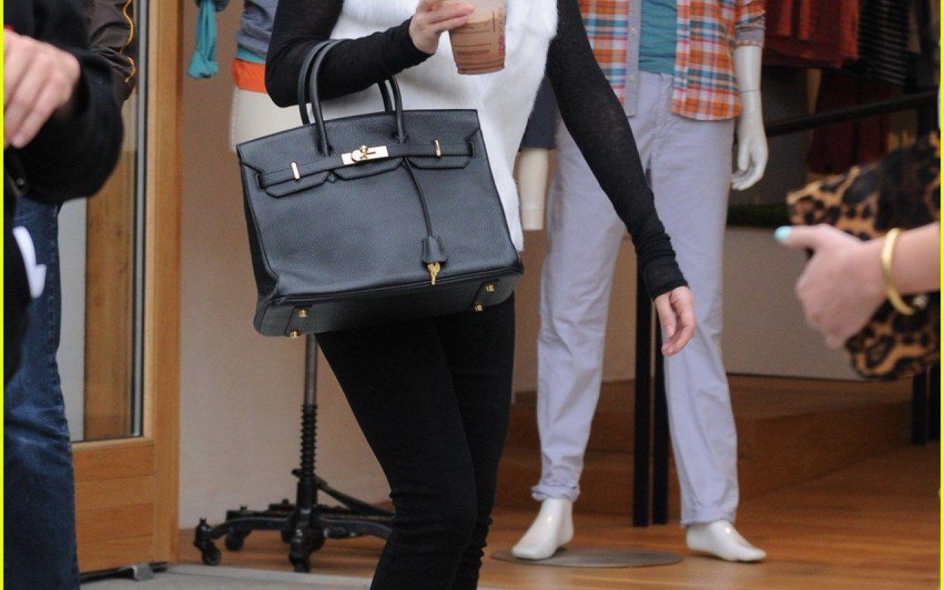 1368x855 Emma Watson: 'Bling Ring' Fur Vest!: Photo 2648024 Emma Watson. Hot