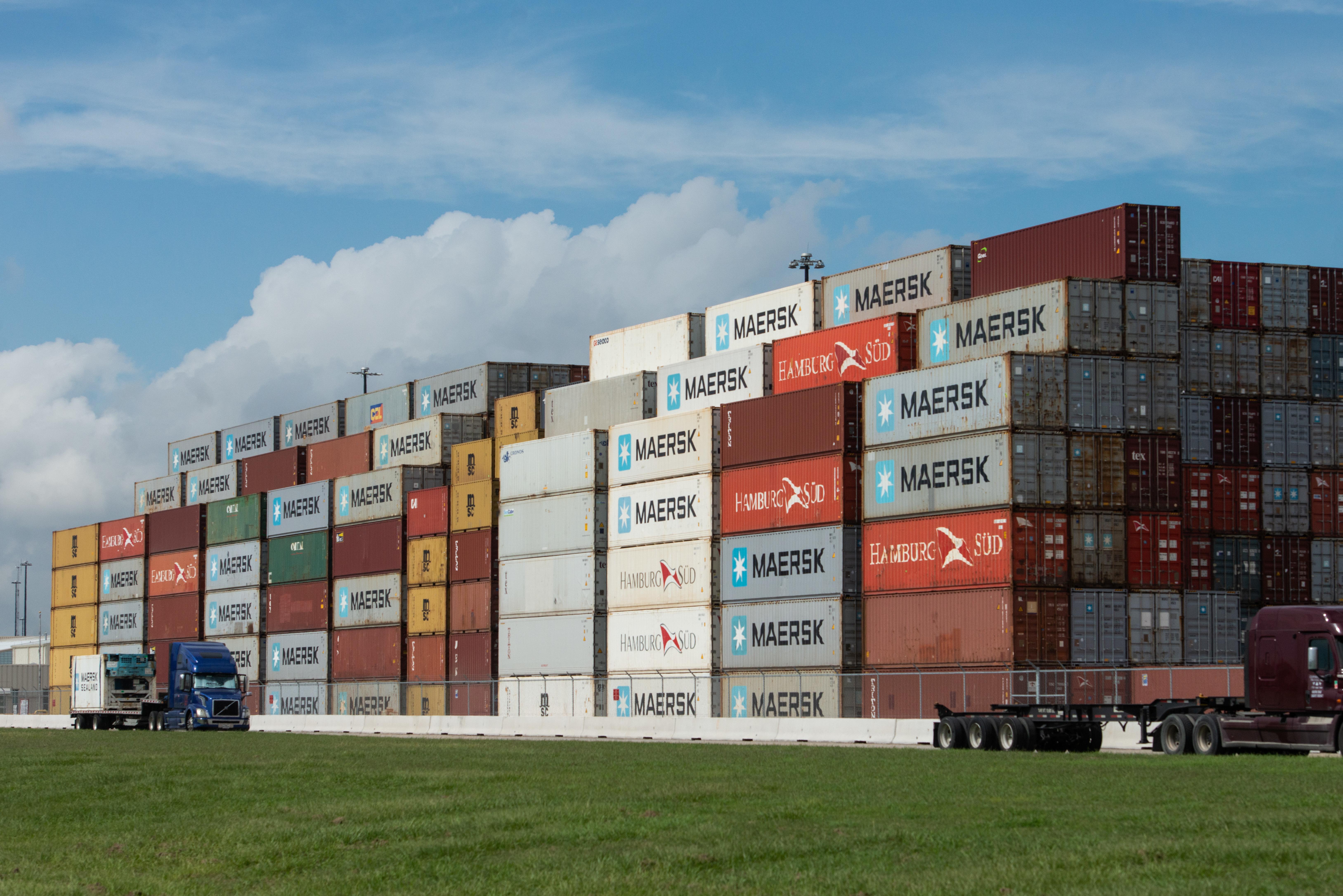 6509x4344 A supply chain bottleneck at the nation's seaports is causing cargo backlogs