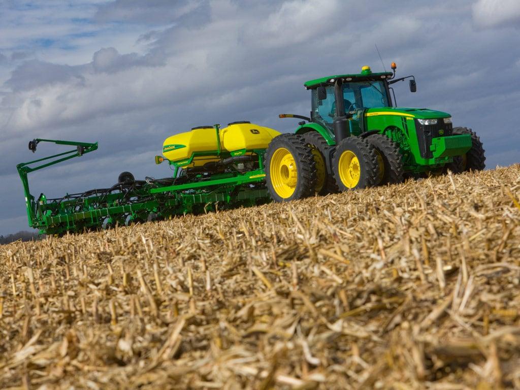 1024x768 John Deere Computer Wallpaper