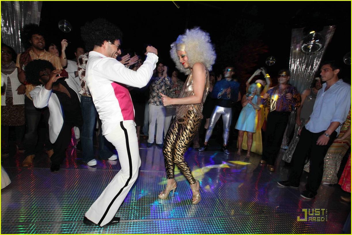 1222x817 Kate Walsh: 70's Disco Dance Party Goddess!: Photo 2532603. Alison Jannet, Angela Kinsey, Idina Menzel, Kate Flannery, Kate Walsh, Katherine Heigl, Sandra Oh, Taye Diggs, TR Knight, Zachary Quinto Picture