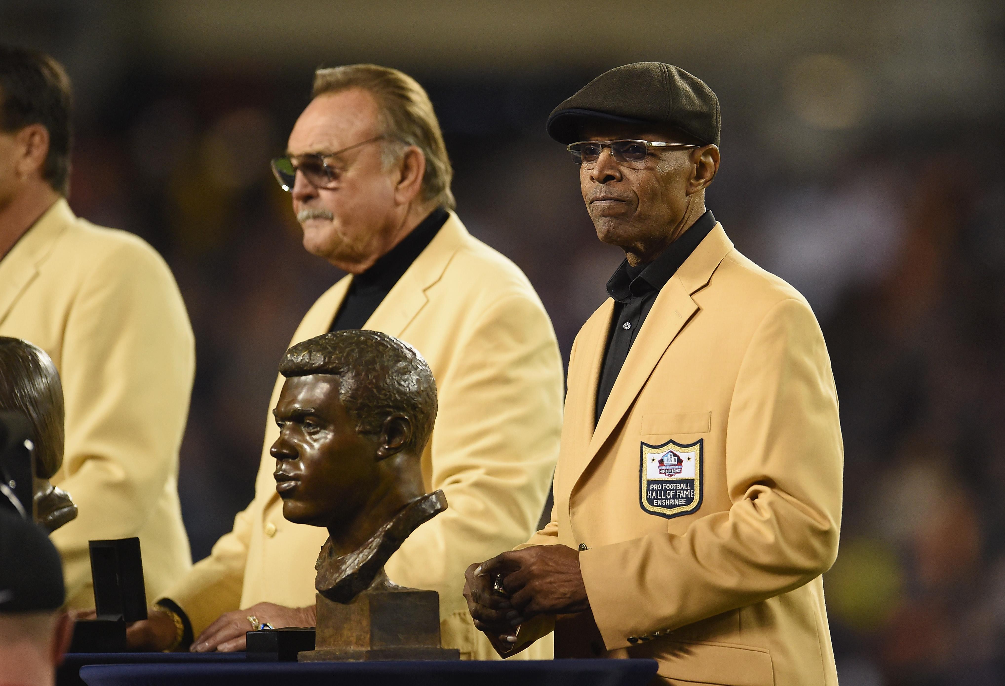 4072x2779 Football Hall of Famer Gale Sayers dies at 77