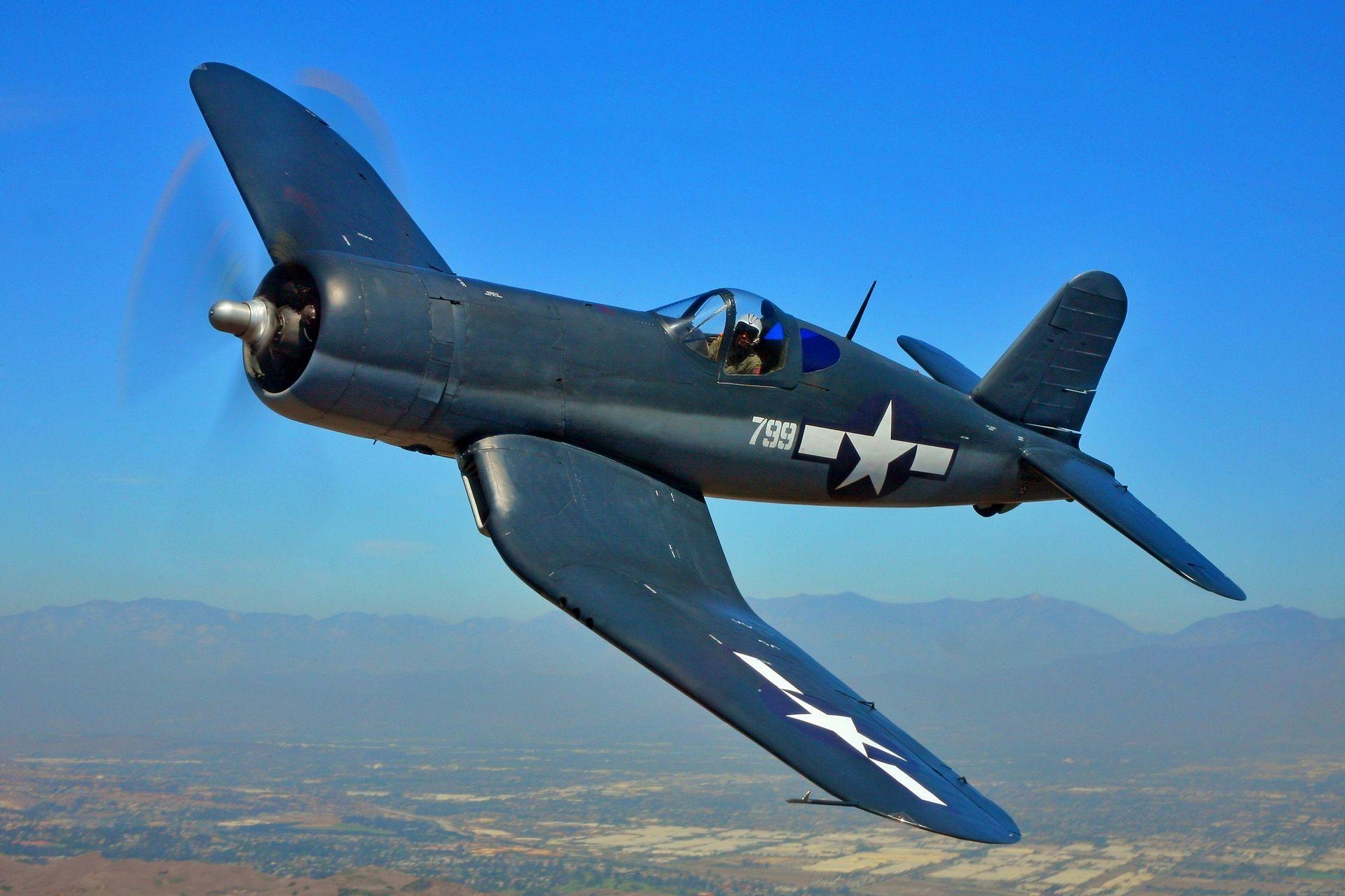 А4 самолет. F4u-1a Corsair. Corsair f4u самолет. Chance Vought f4u Corsair. Истребитель chance Vought f4u «Corsair».