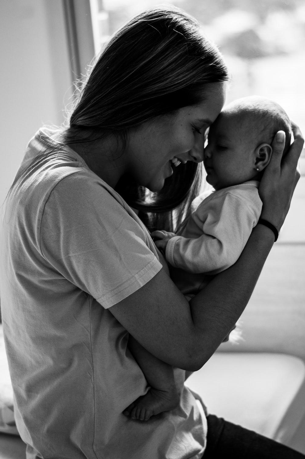 1000x1504 Mother And Baby Picture [HD]. Download Free Image