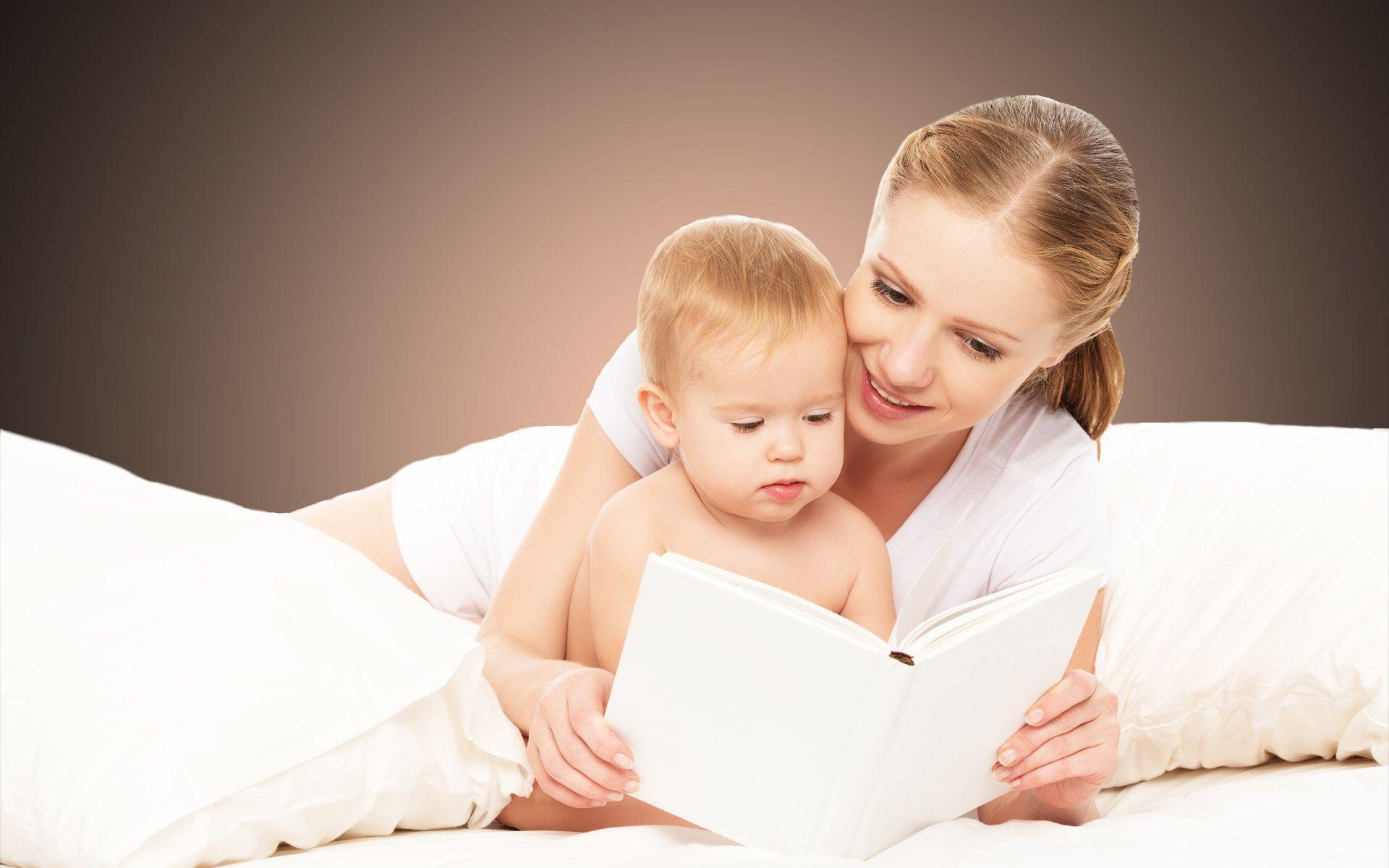 1920x1200 Mother And Child Wallpaper