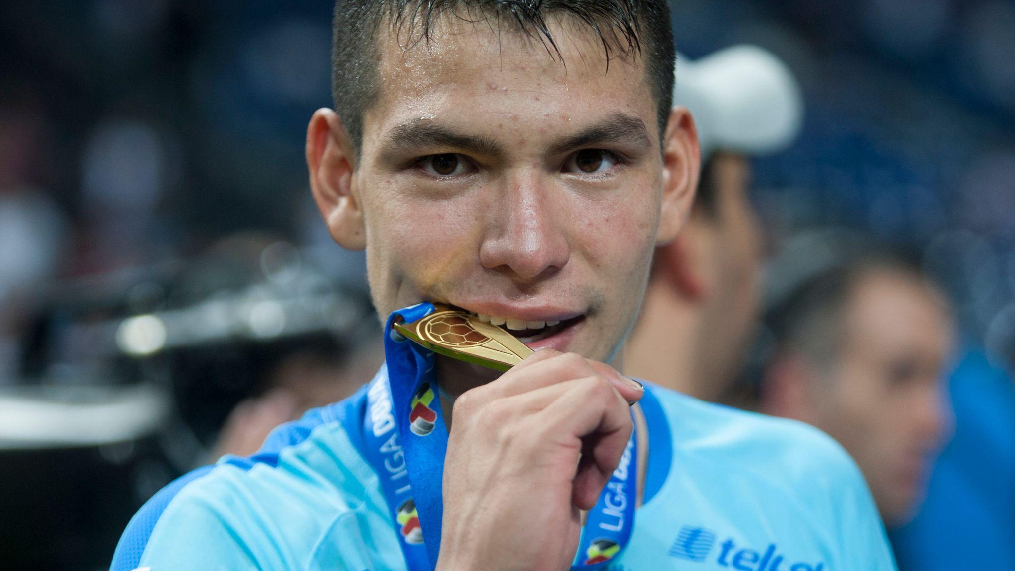 2048x1152 Hirving 'Chucky' Lozano: Reported Man City transfer target profiled