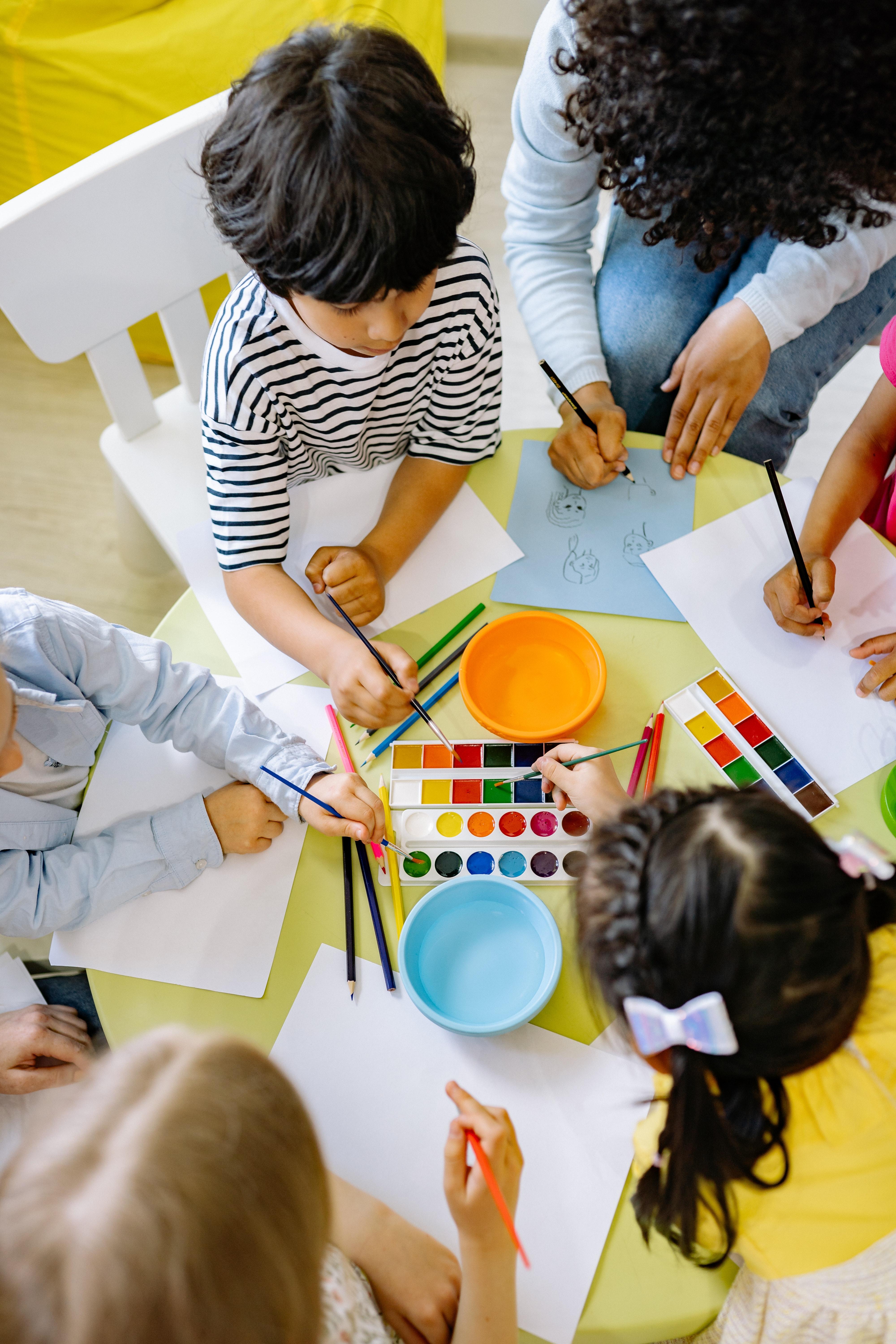 4000x6000 Kindergarten Teacher Photo, Download The BEST Free Kindergarten Teacher & HD Image