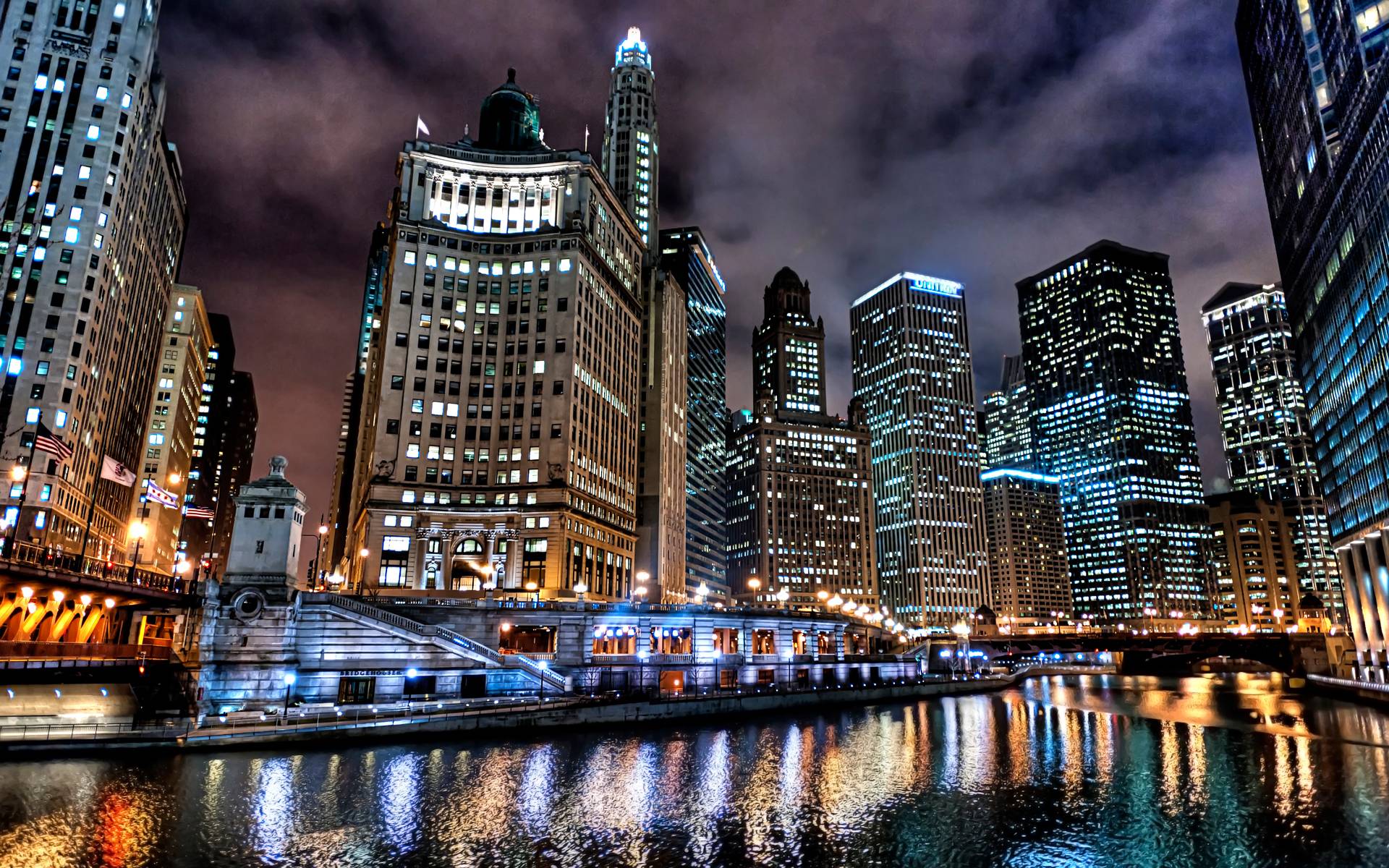 Downtown Chicago At Night | Chicago At Night, Downtown Chicago, New