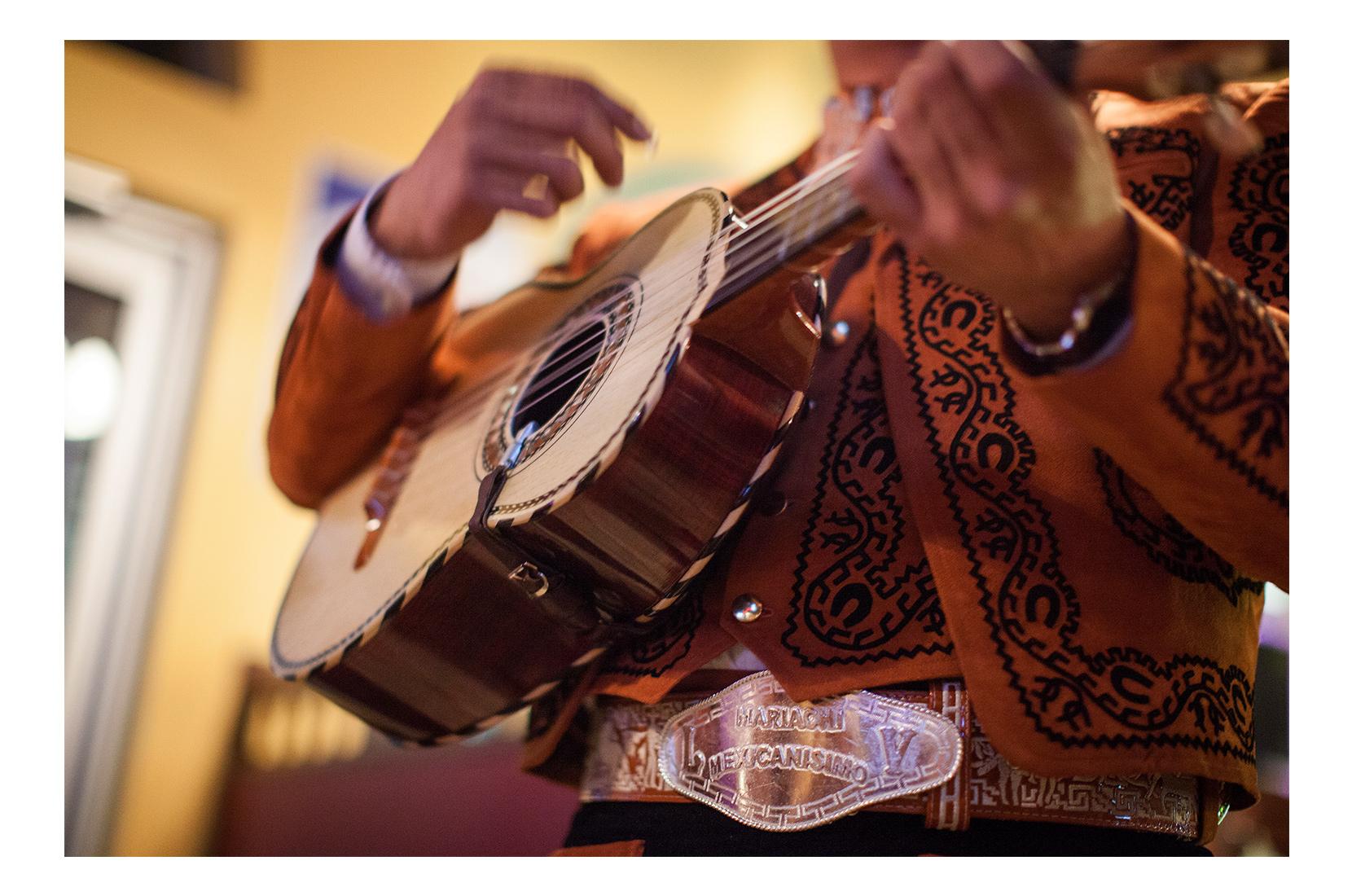 1660x1100 American Mariachi