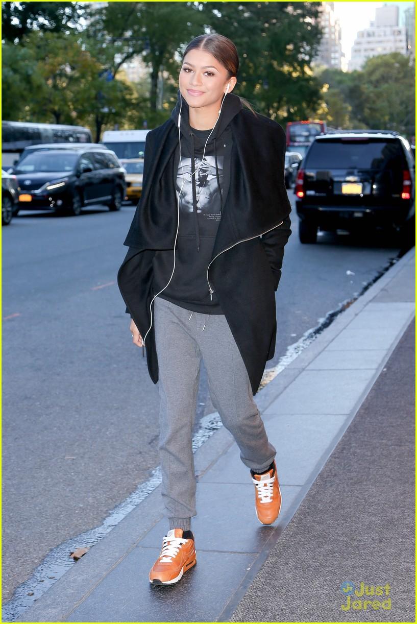 817x1222 Zendaya's Vision is Coming to Life on 'K.C. Undercover': Photo 735505. Zendaya Picture. Just Jared Jr