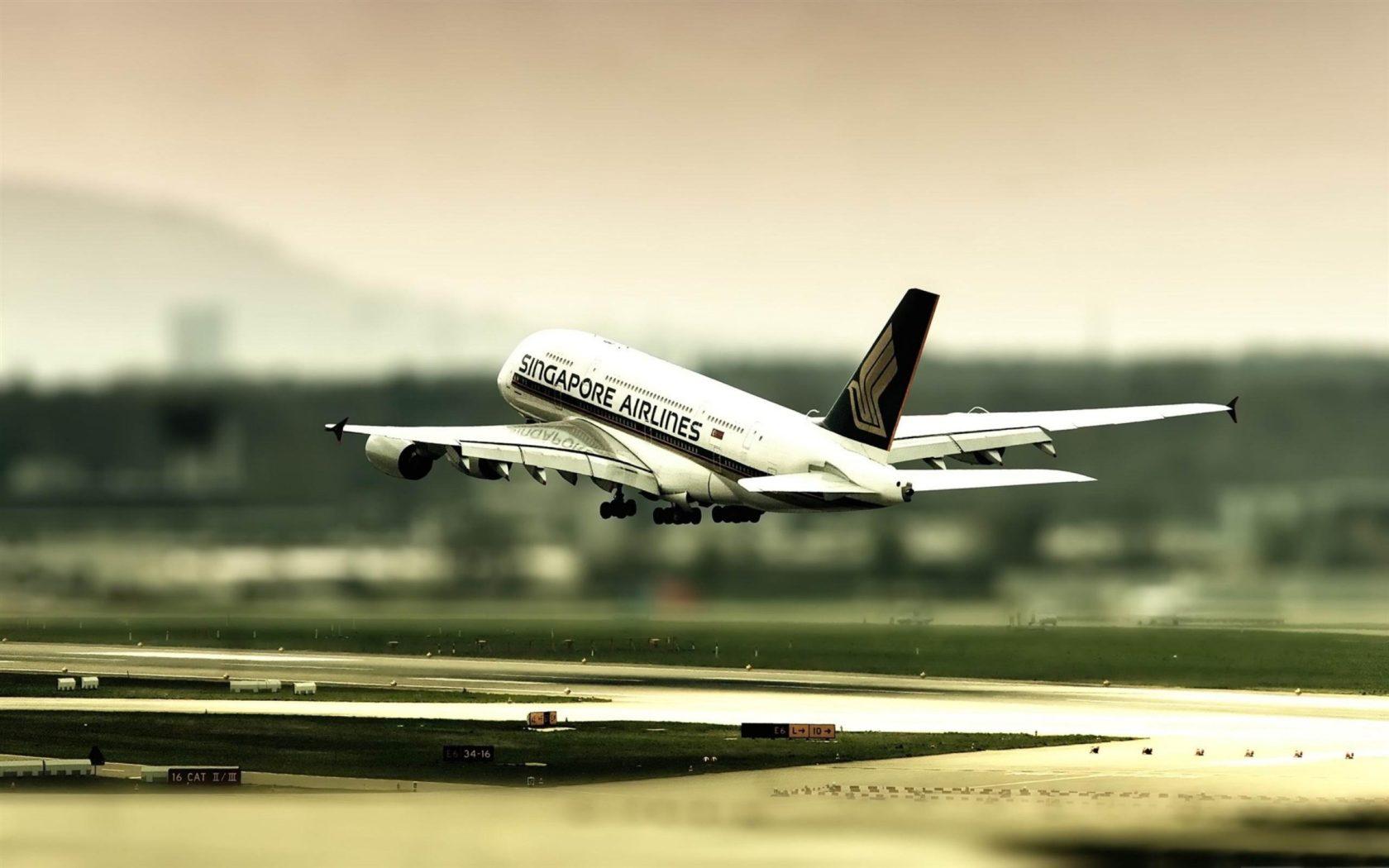 1680x1050 Singapore Airlines Aviation Aircraft Desktop Wallpaper 2560x1600 :