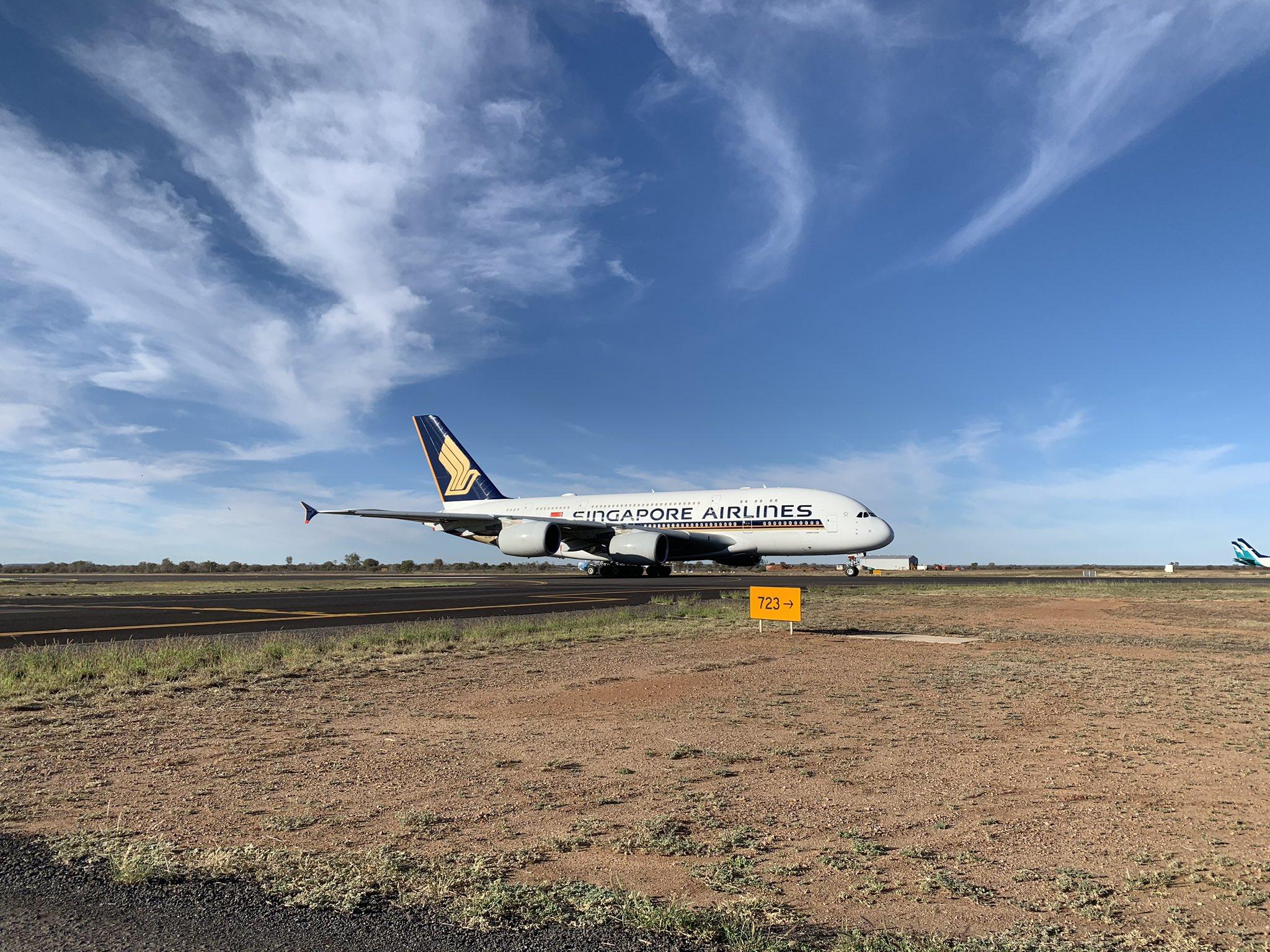 2048x1536 Singapore Airlines is sending Airbus A380s in the Australian desert