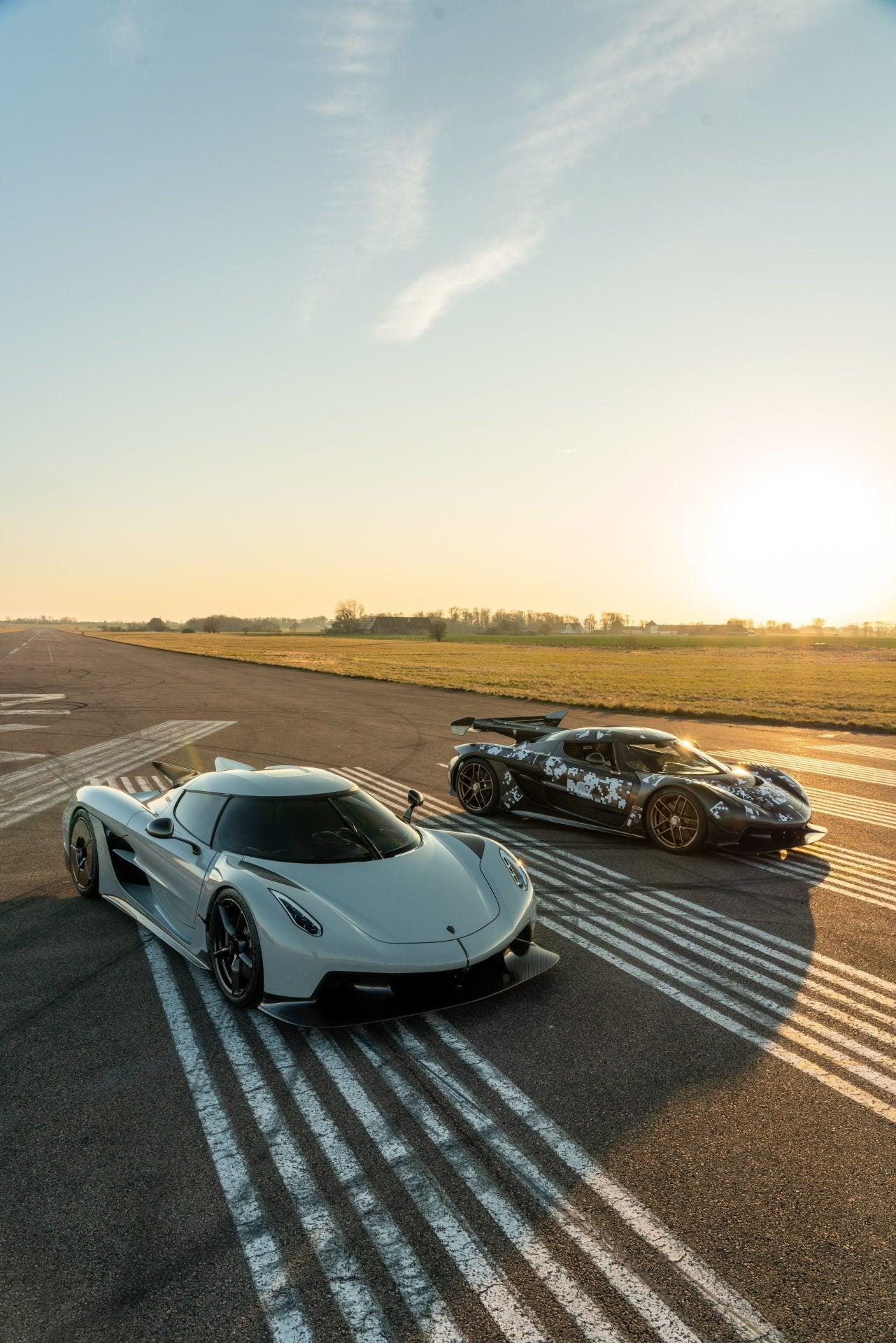1281x1920 Koenigsegg Jesko Absolut: New Photo to Make You Drool