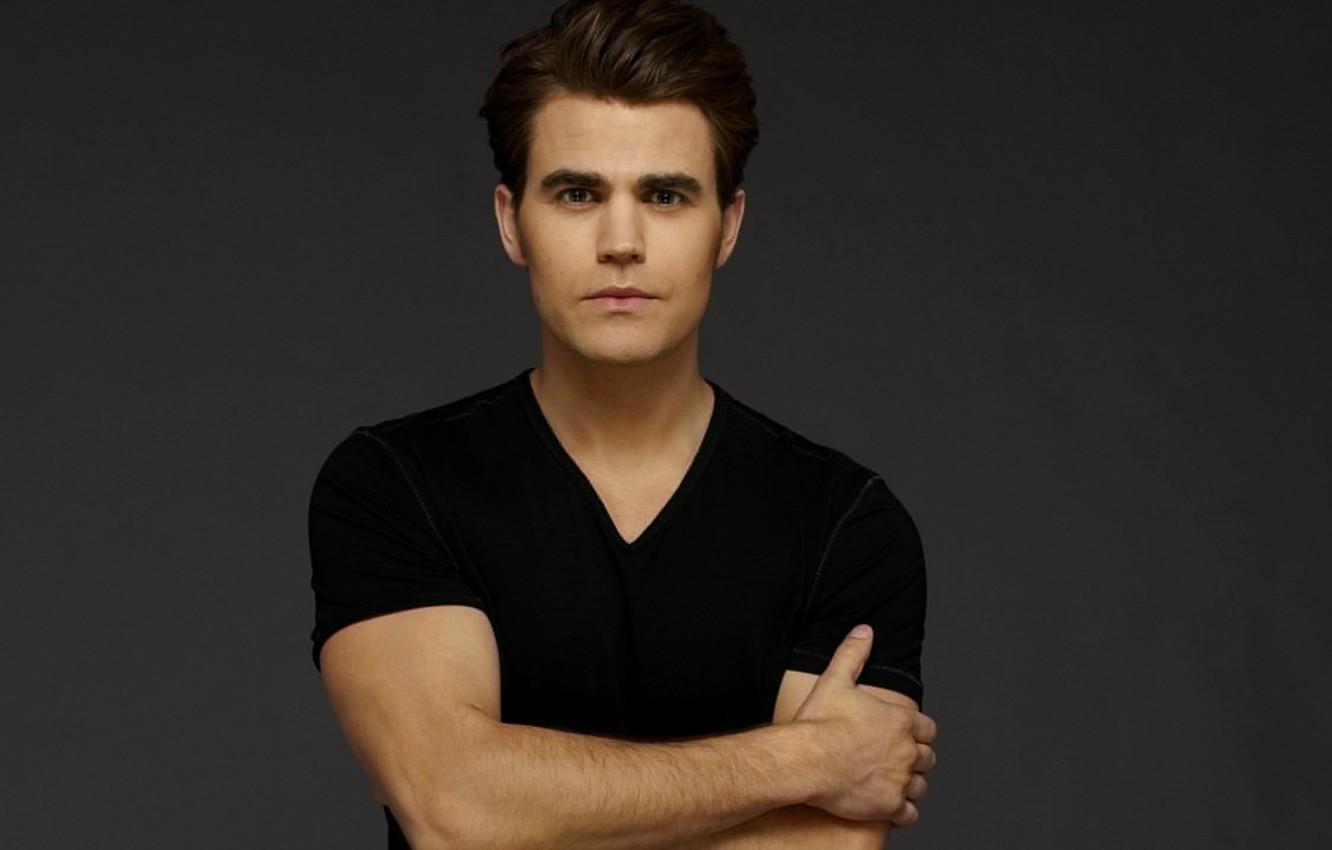 1332x850 Wallpaper grey, background, actor, male, the series, The Vampire Diaries, The vampire diaries, Paul Wesley, Paul Wesley, Stefan Salvatore, Stefan Salvatore, 6 season image for desktop, section мужчины